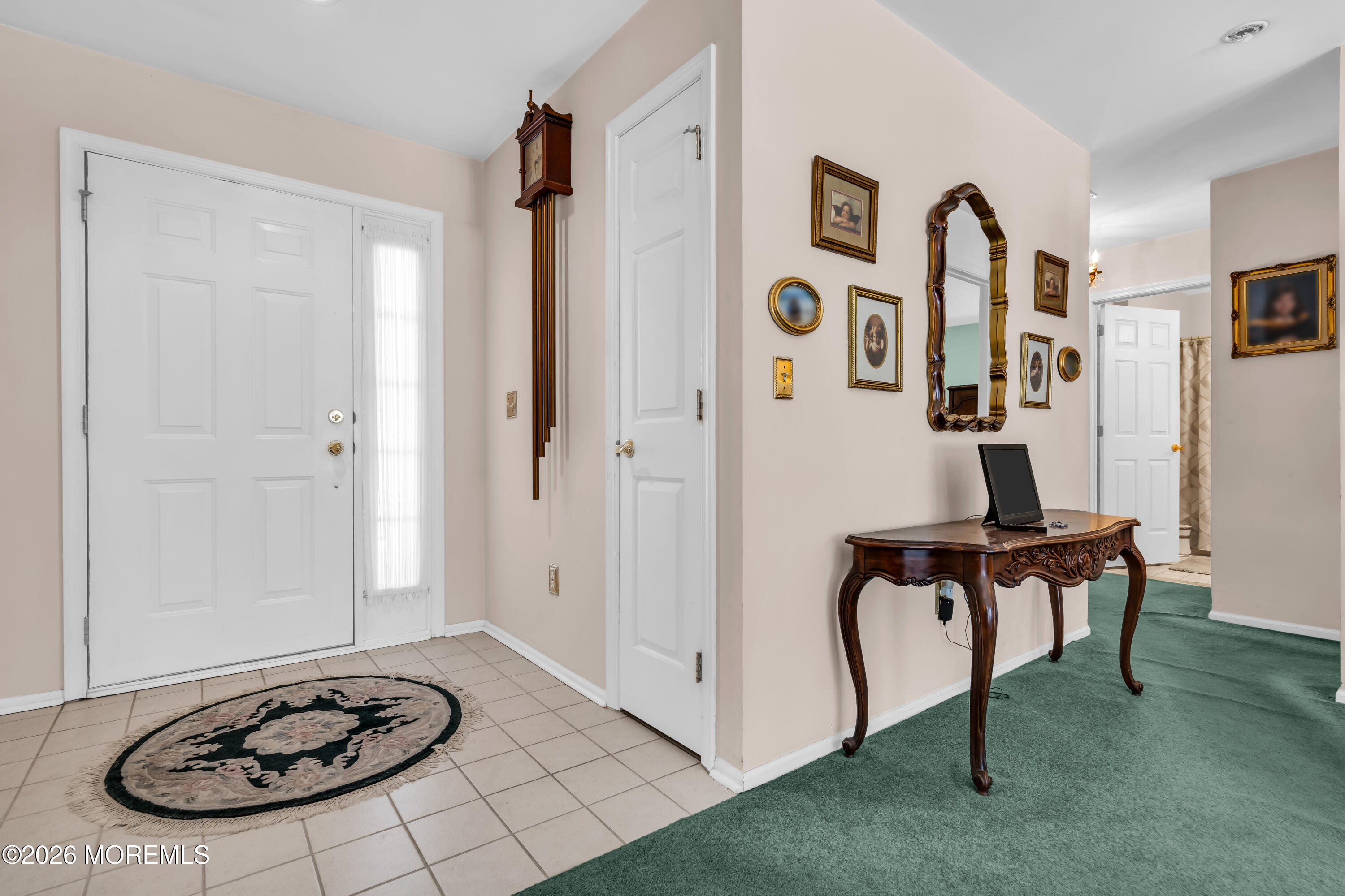 160 N Spinnaker Avenue