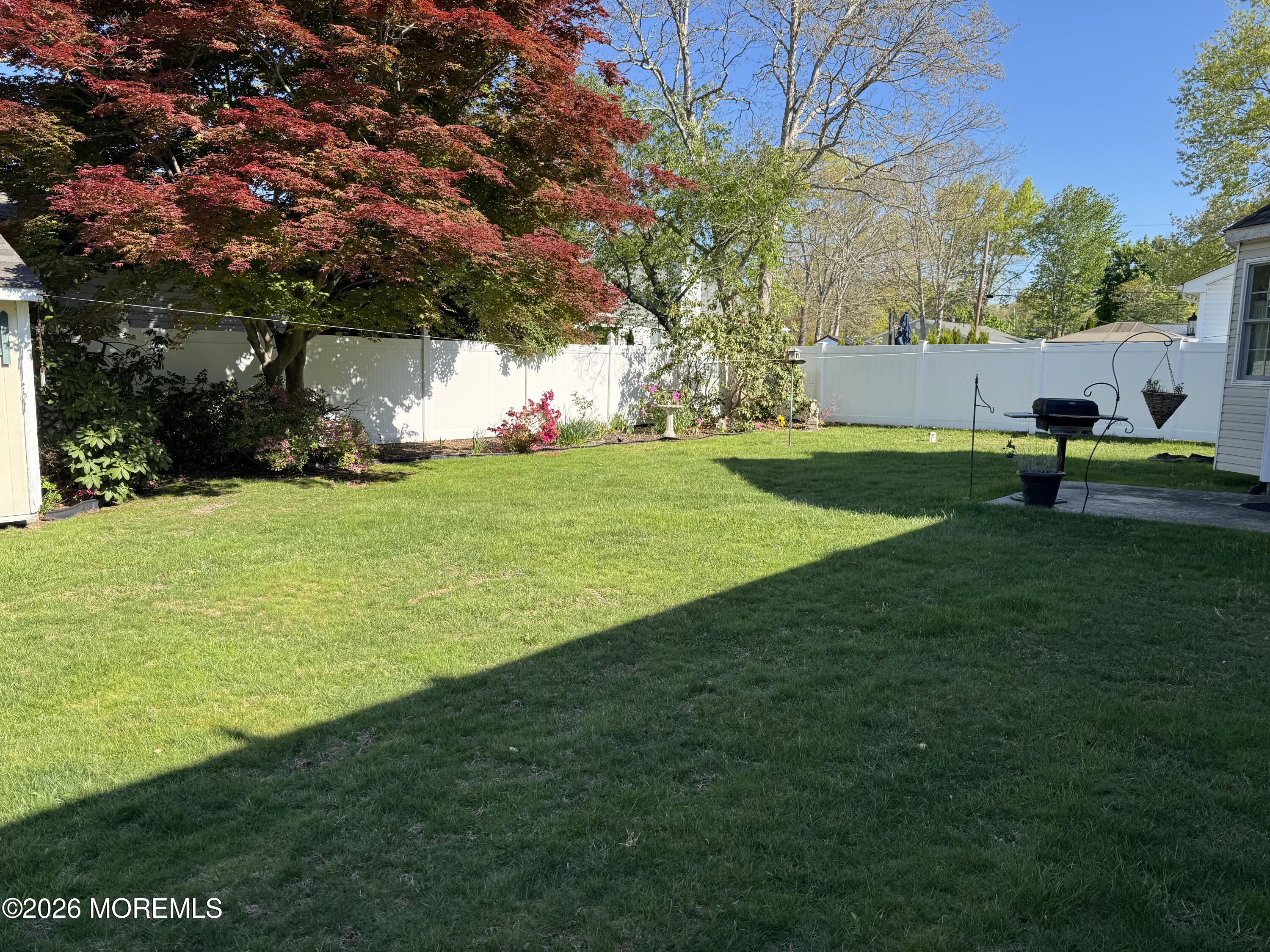 160 N Spinnaker Avenue