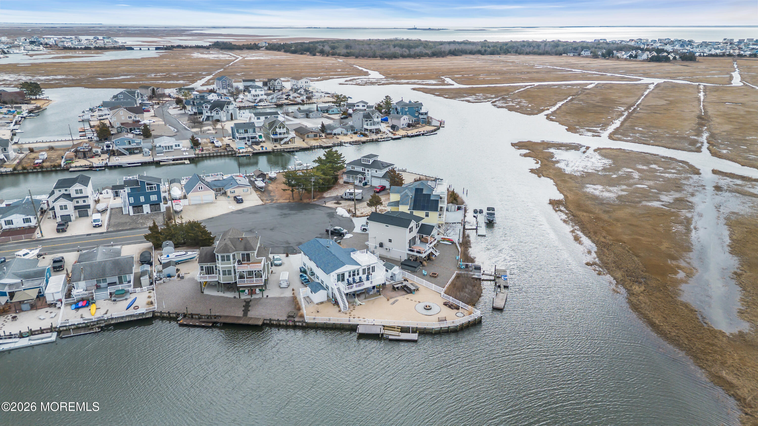 728 Twin Lakes Boulevard