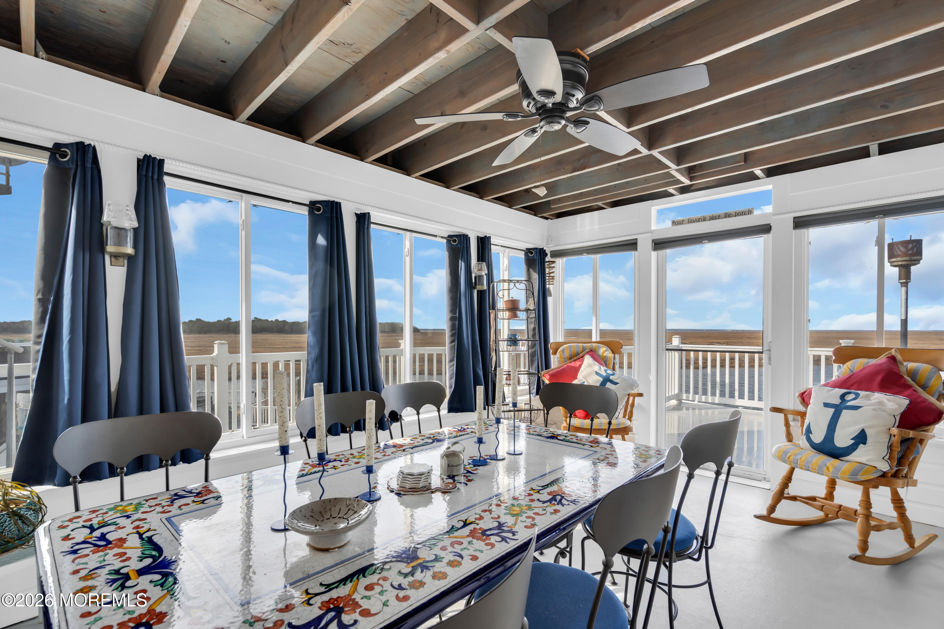 728 Twin Lakes Boulevard