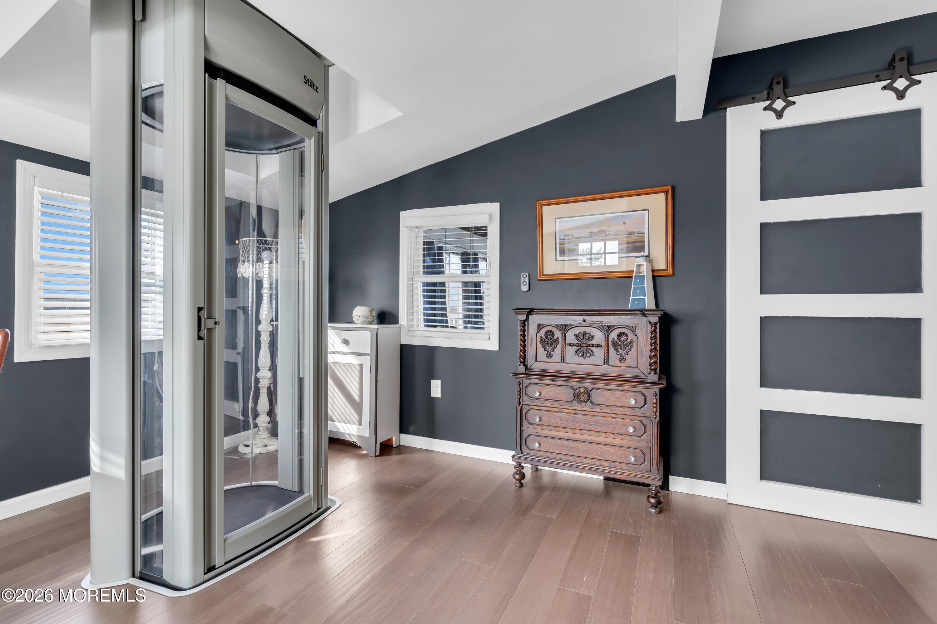 728 Twin Lakes Boulevard