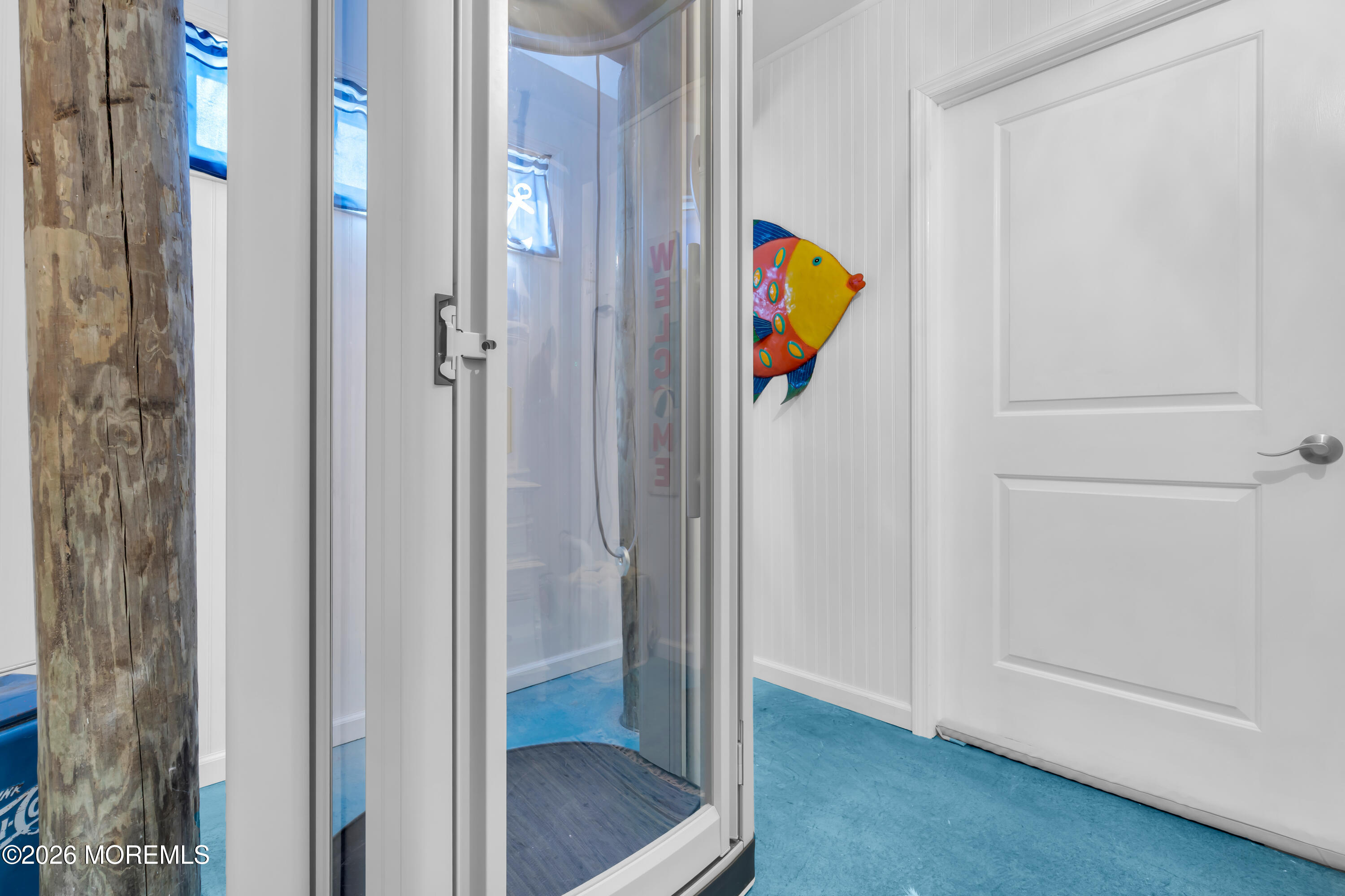 728 Twin Lakes Boulevard