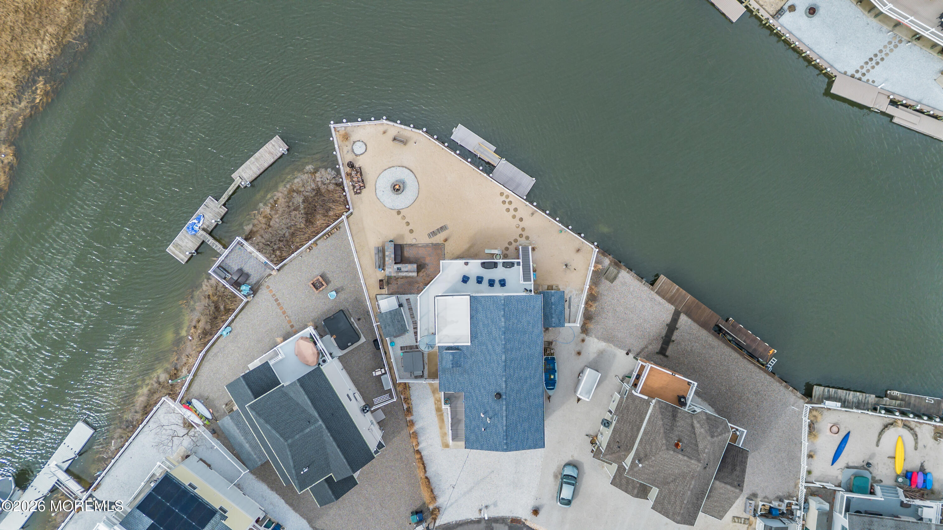 728 Twin Lakes Boulevard