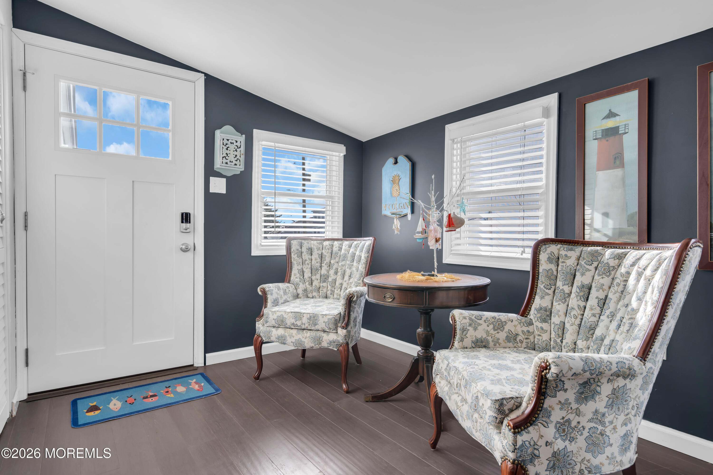 728 Twin Lakes Boulevard