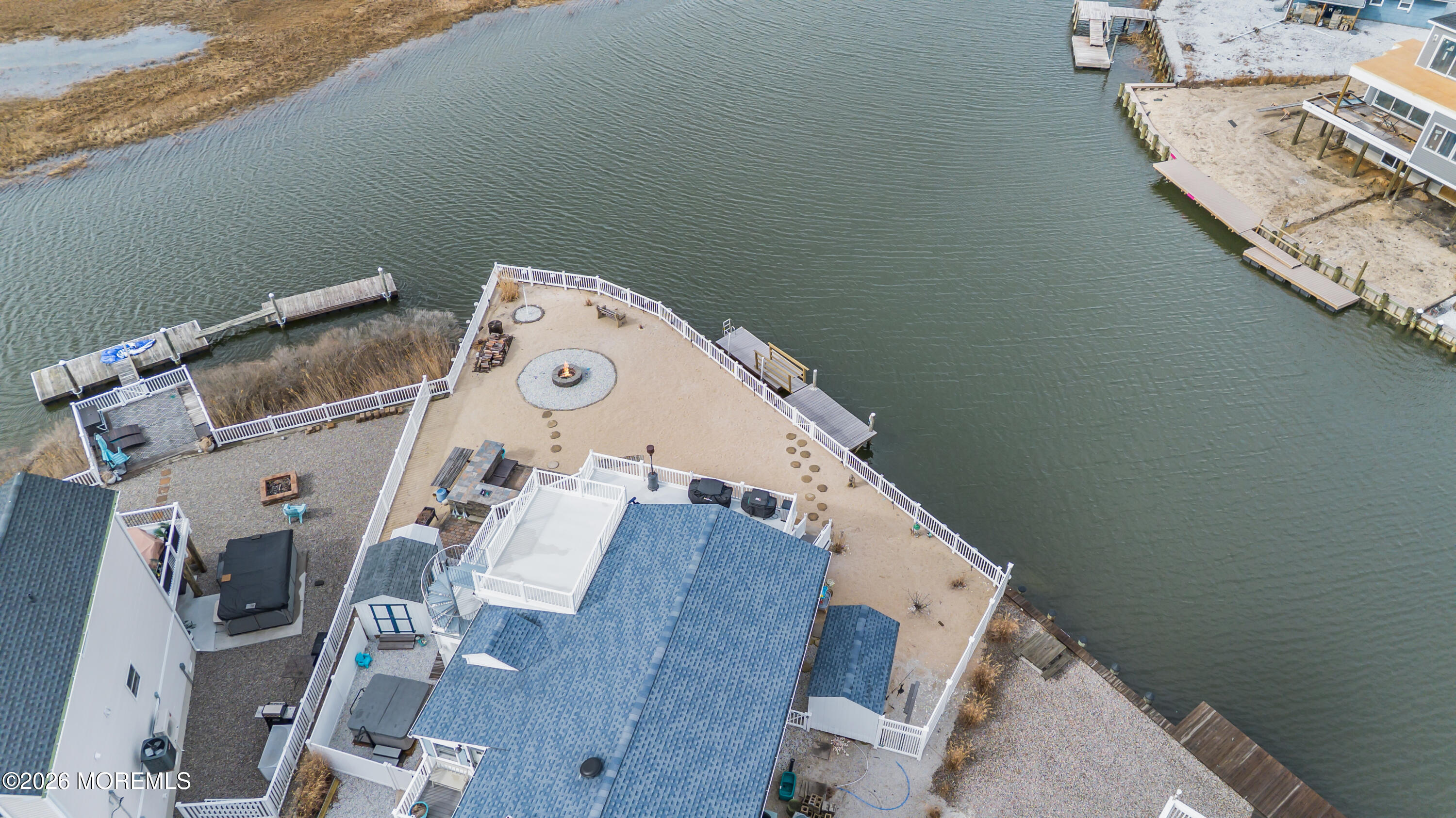 728 Twin Lakes Boulevard