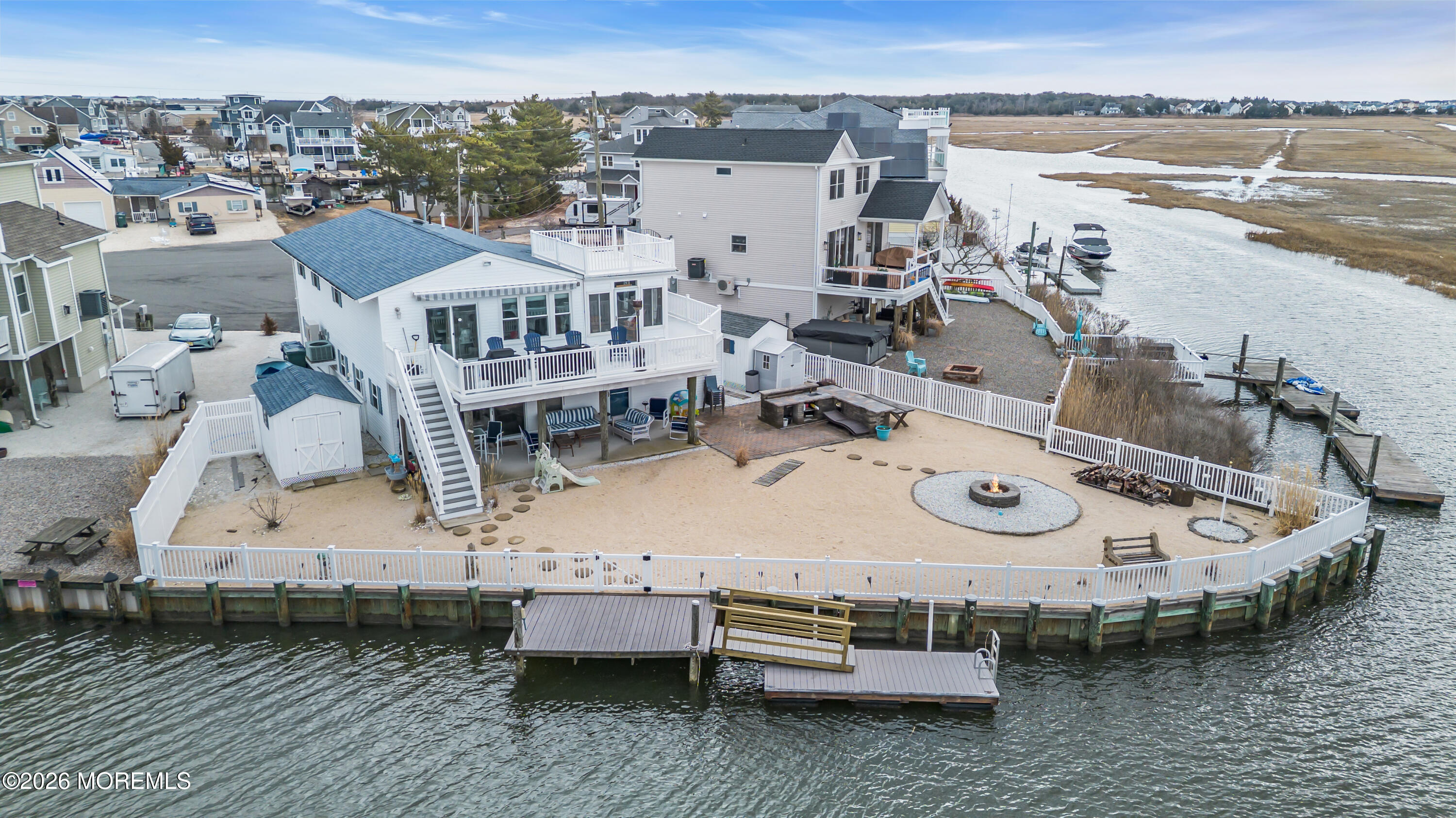 728 Twin Lakes Boulevard