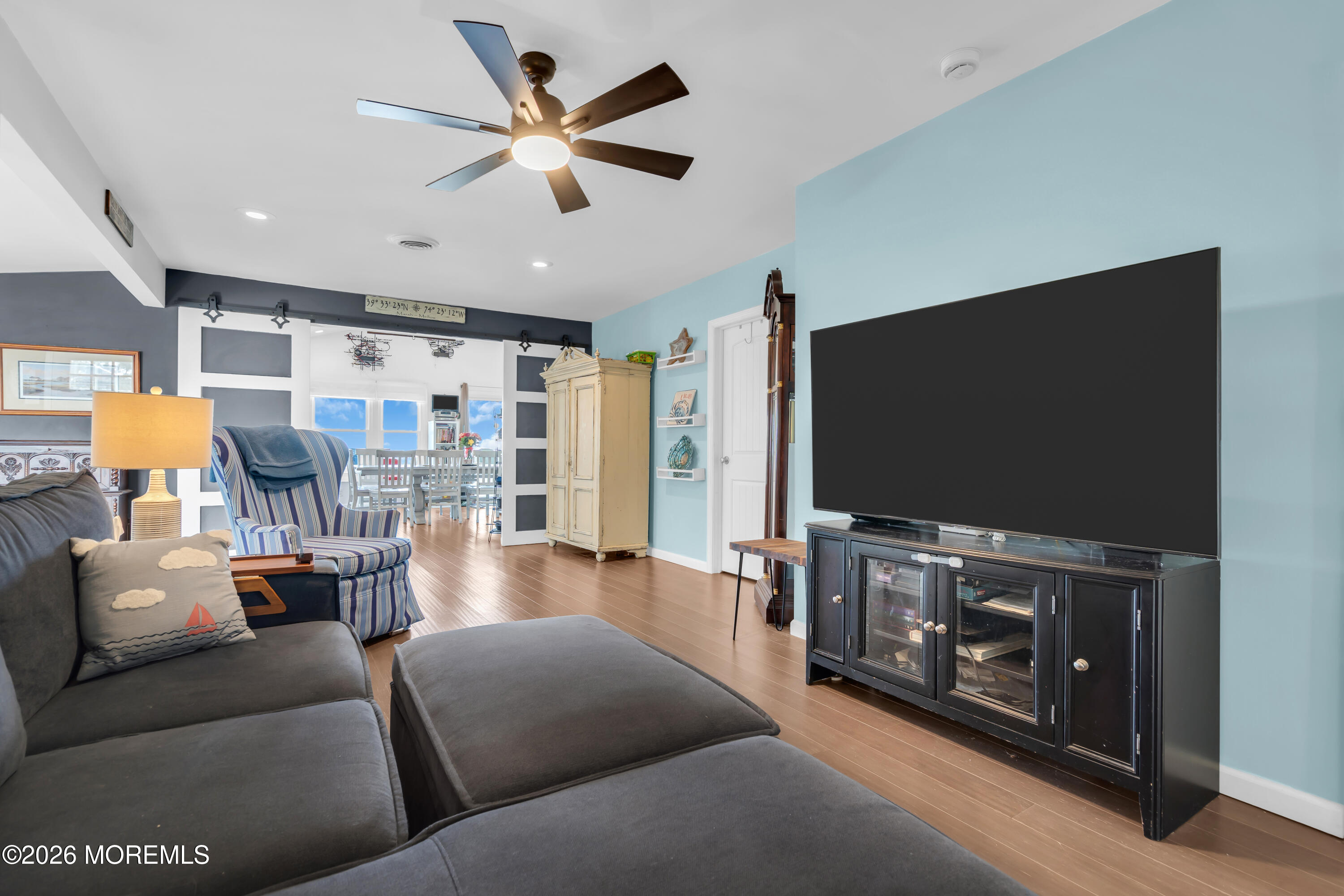 728 Twin Lakes Boulevard