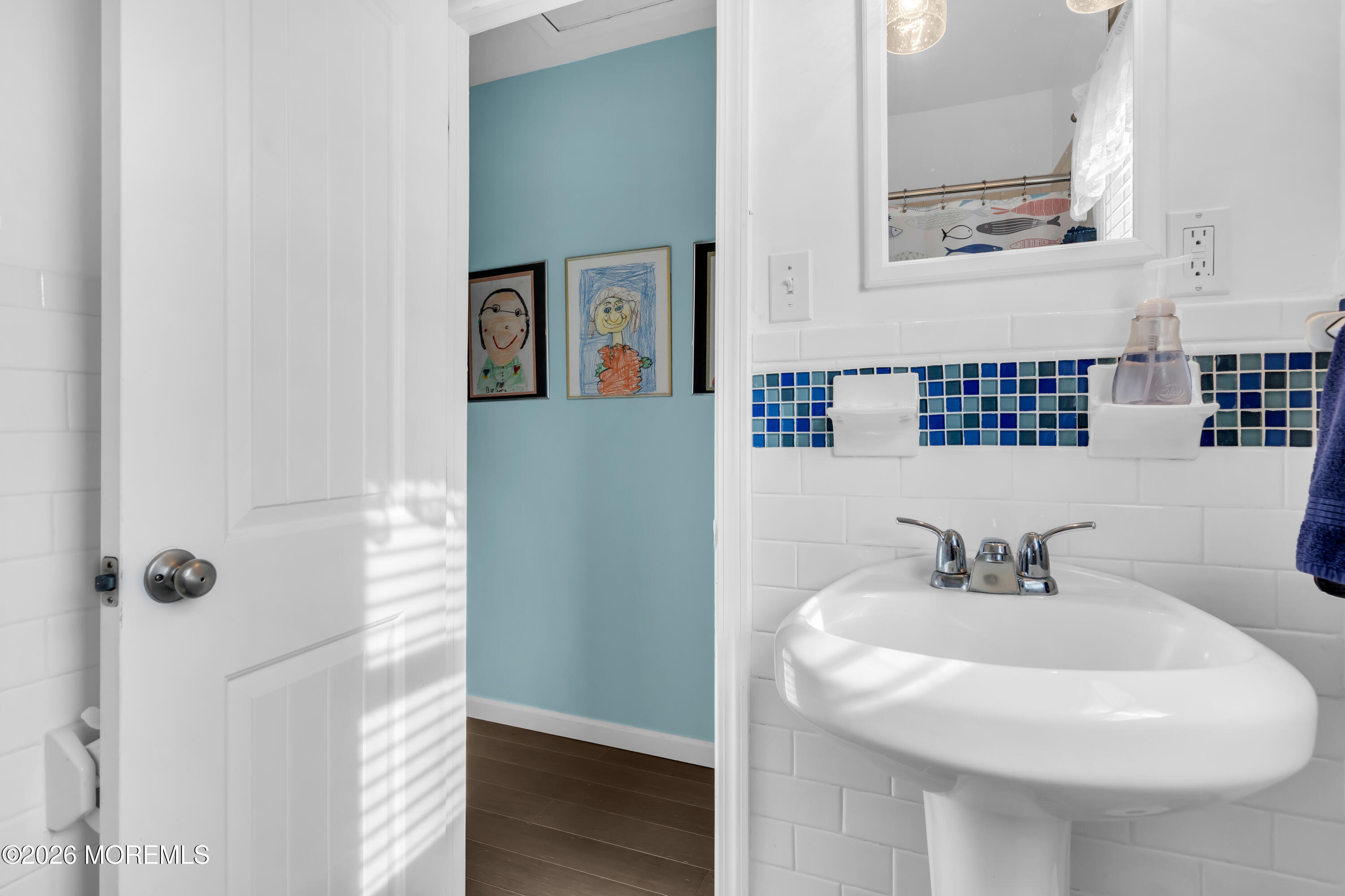 728 Twin Lakes Boulevard