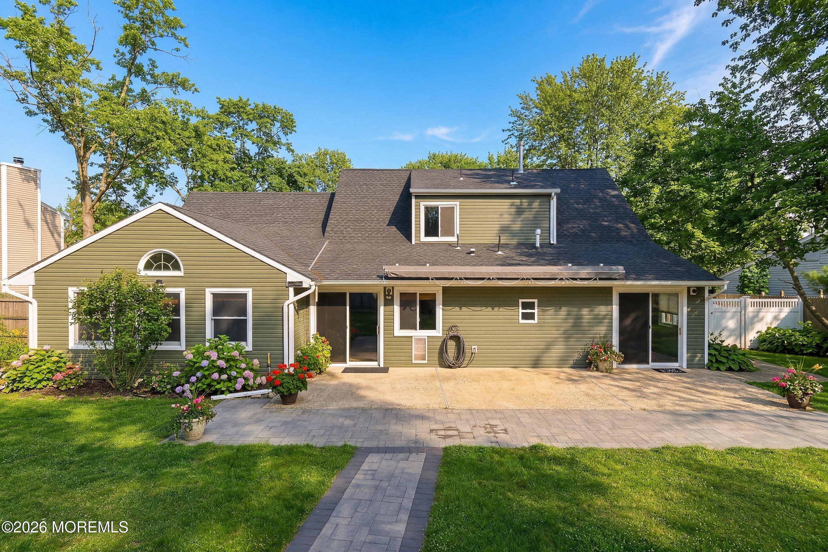 1430 Ottawa Court
