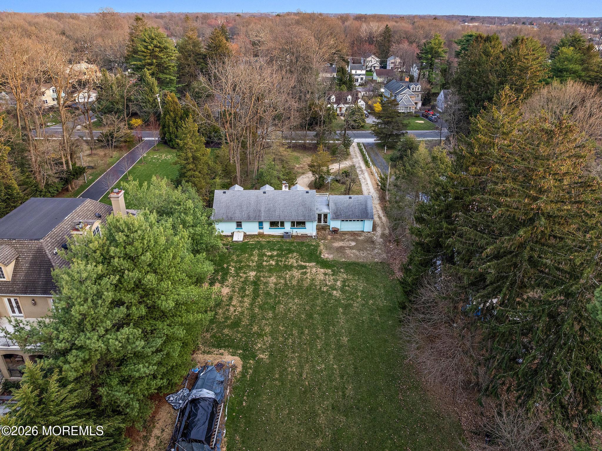 81 Little Silver Point Road