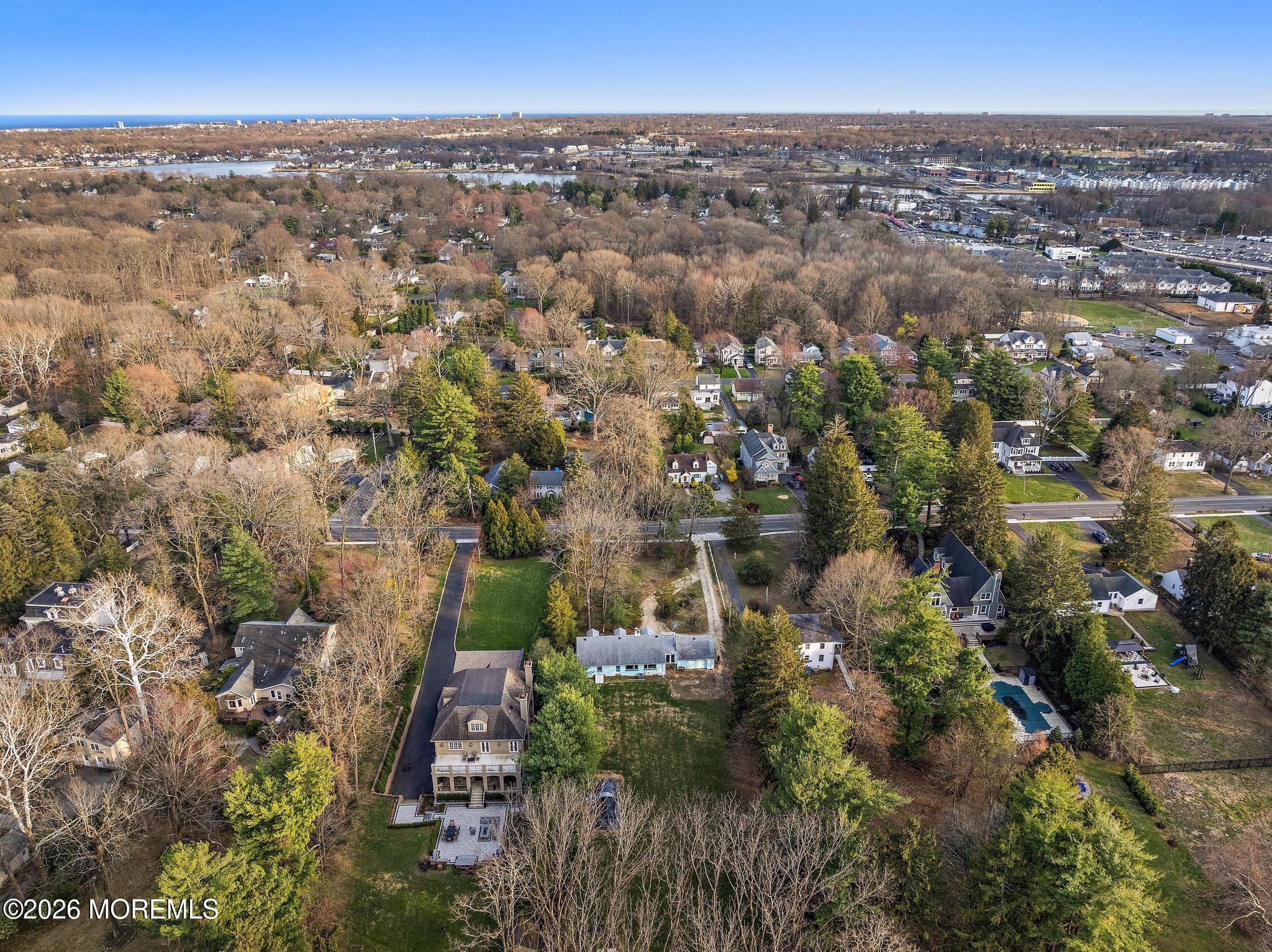 81 Little Silver Point Road