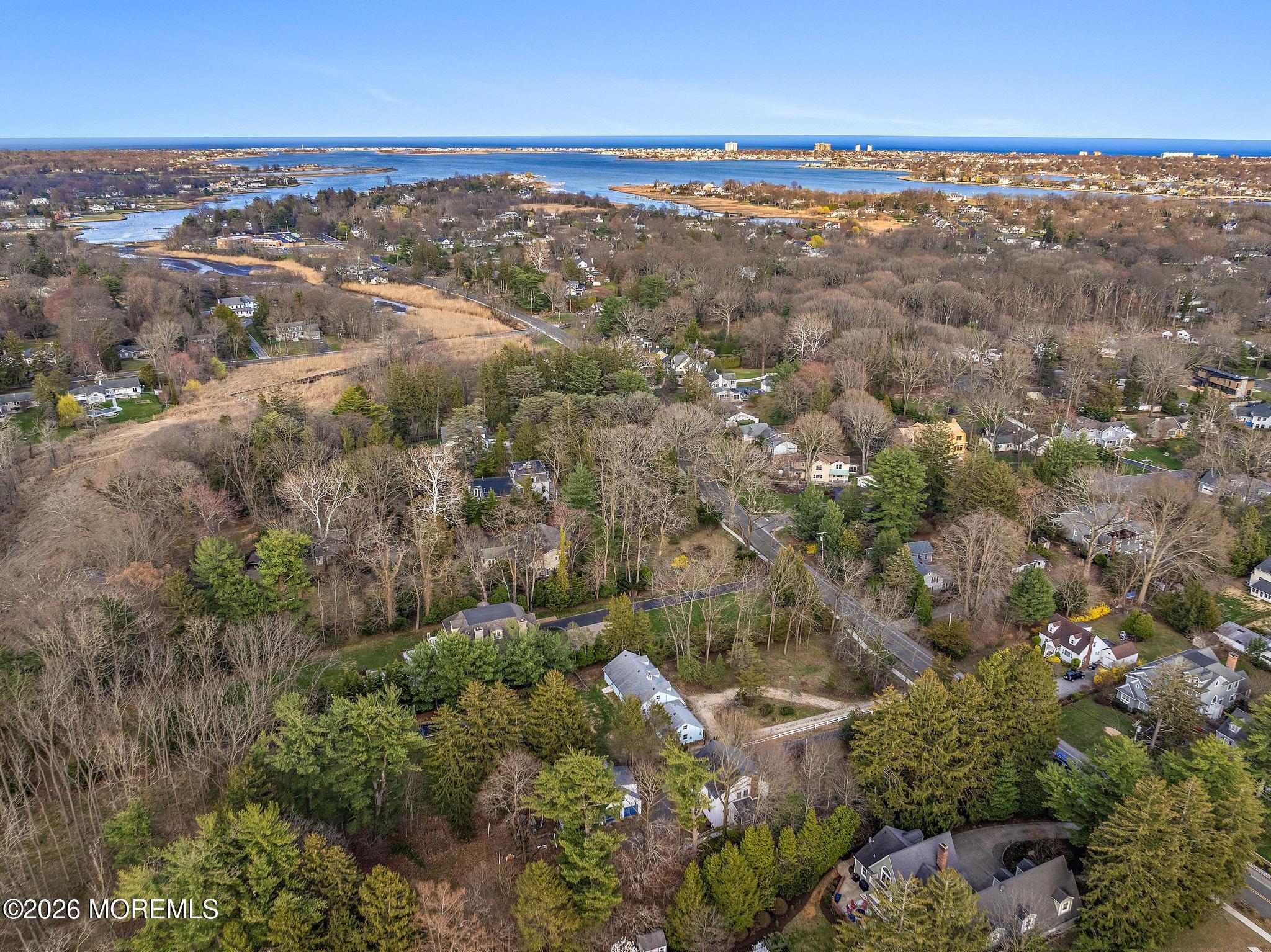 81 Little Silver Point Road