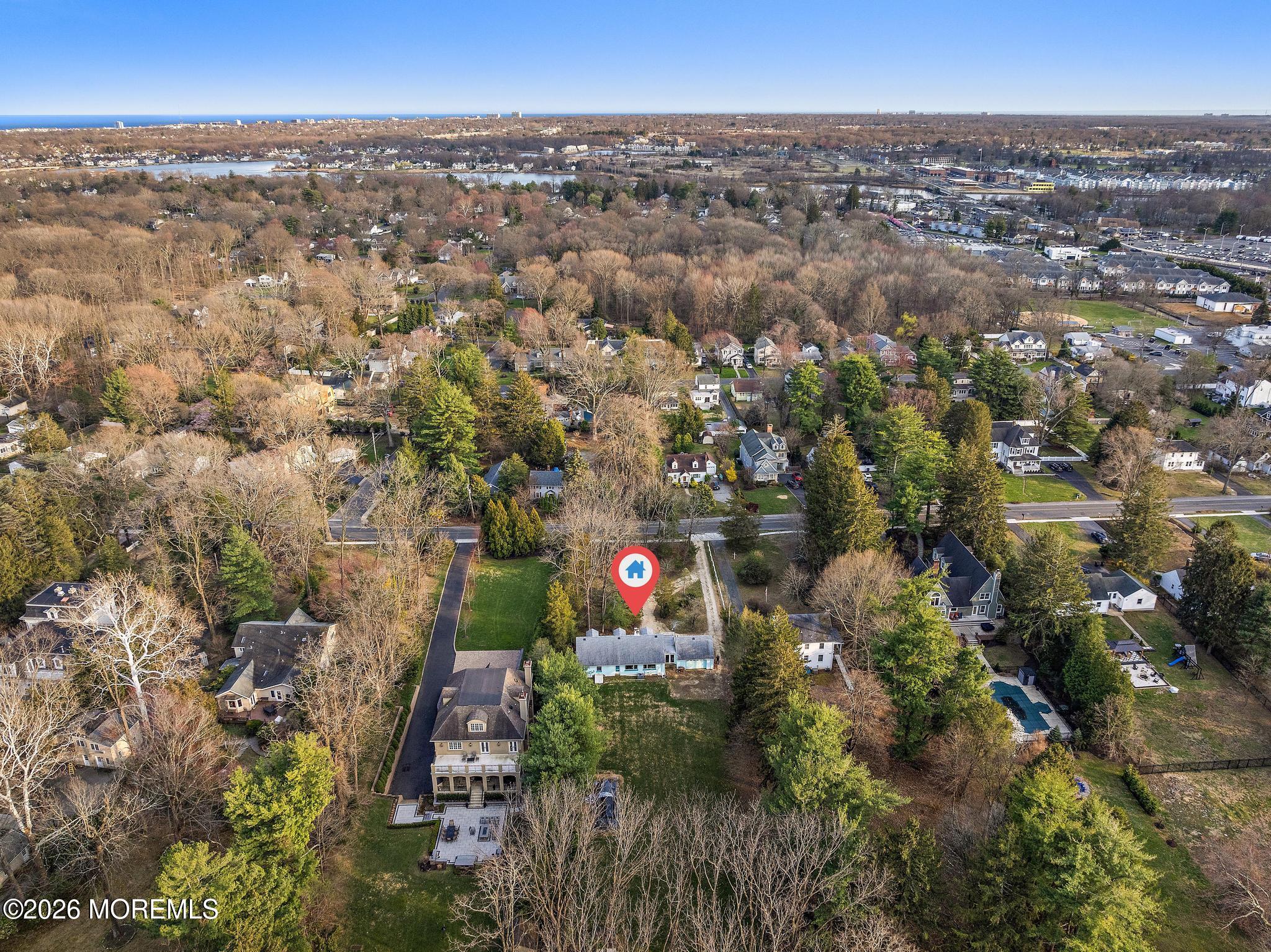 81 Little Silver Point Road