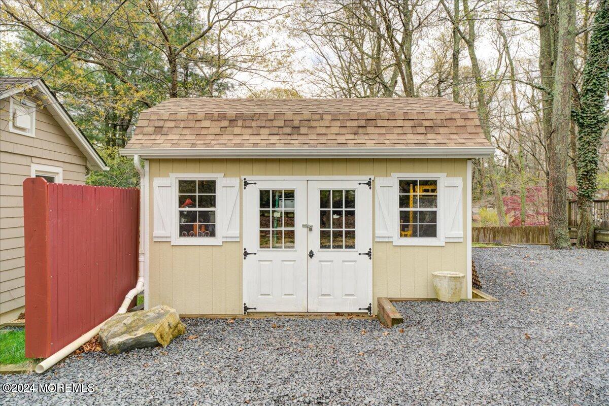2504 Ramshorn Drive