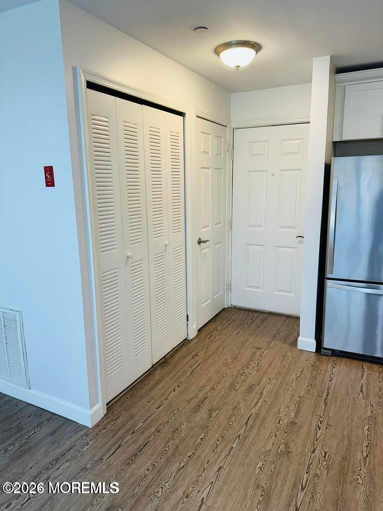 76 Des Moines Court