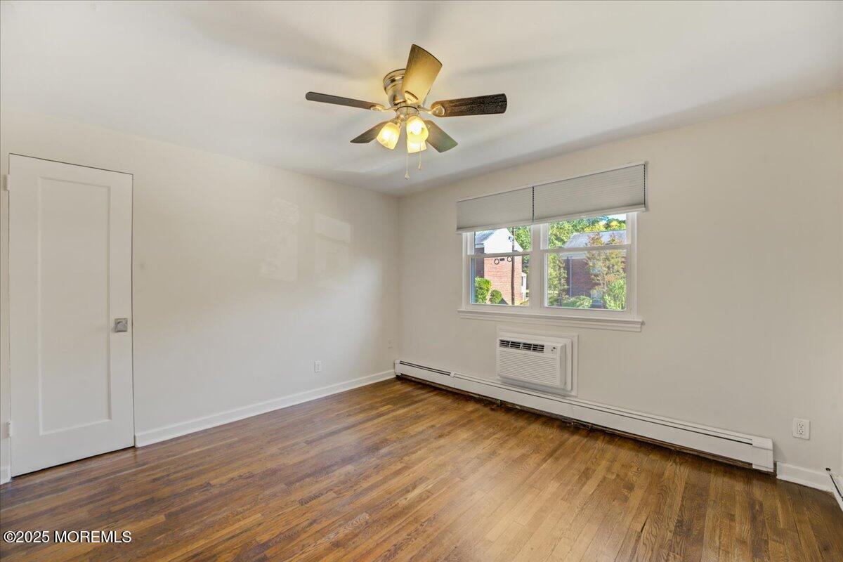 46 Manor Drive 401