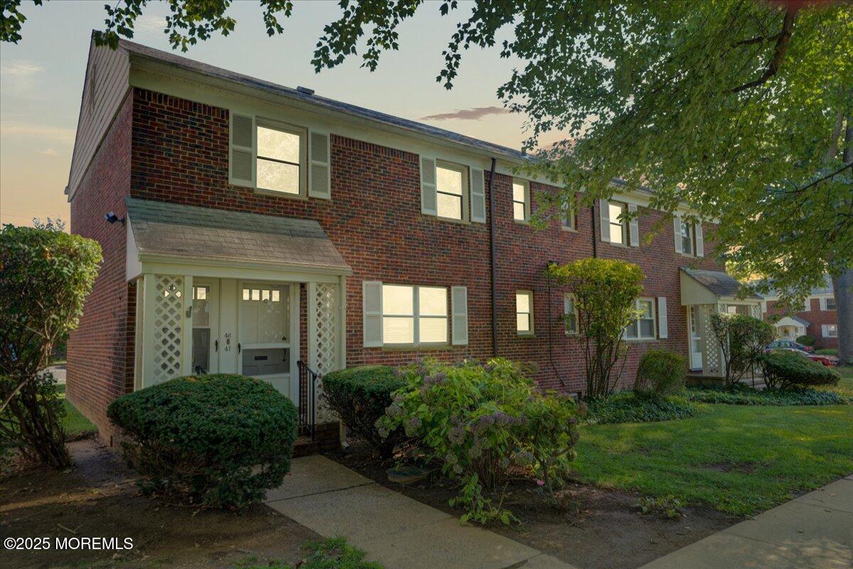 46 Manor Drive 401