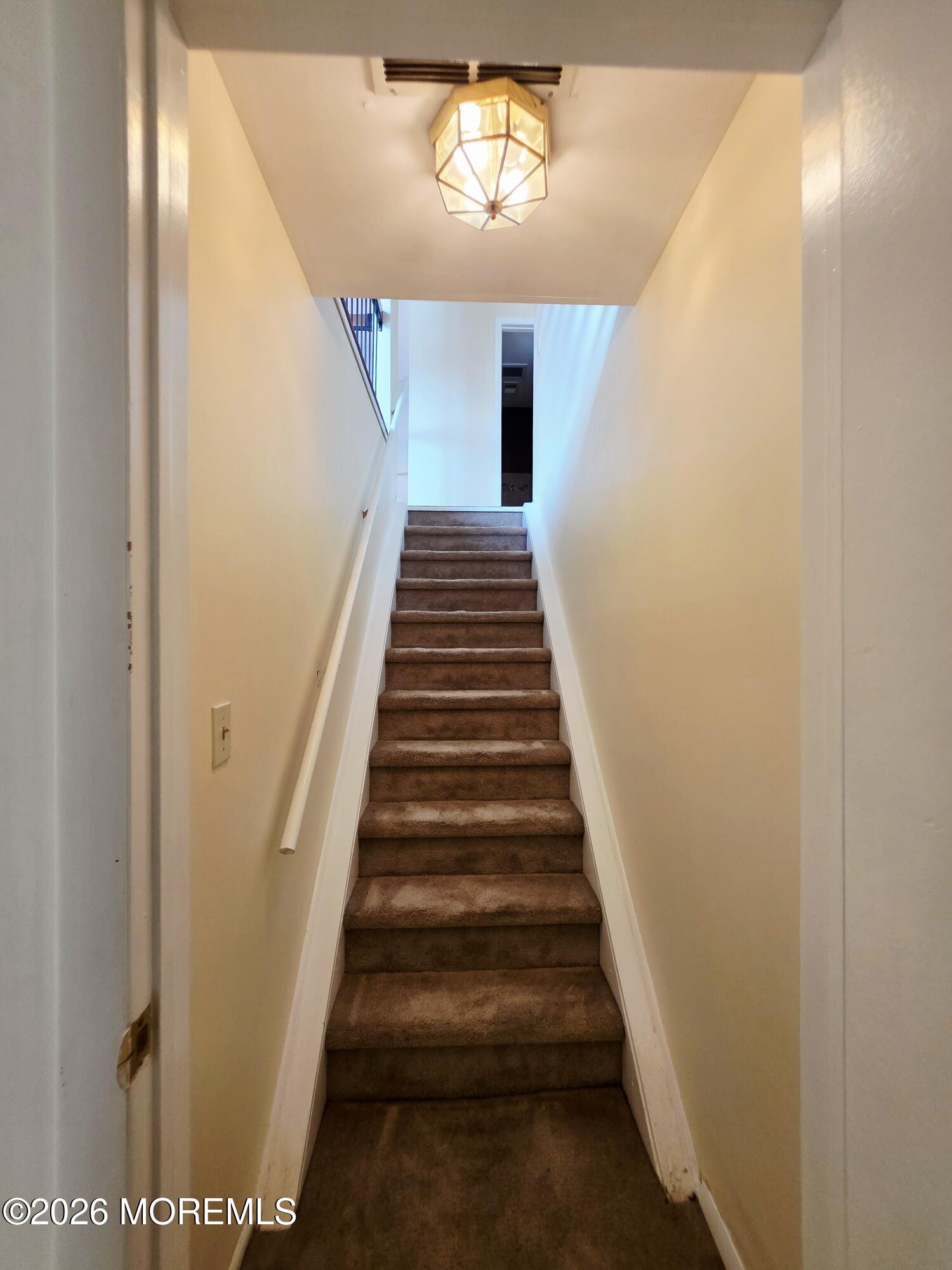 97 Cotswold Circle 2