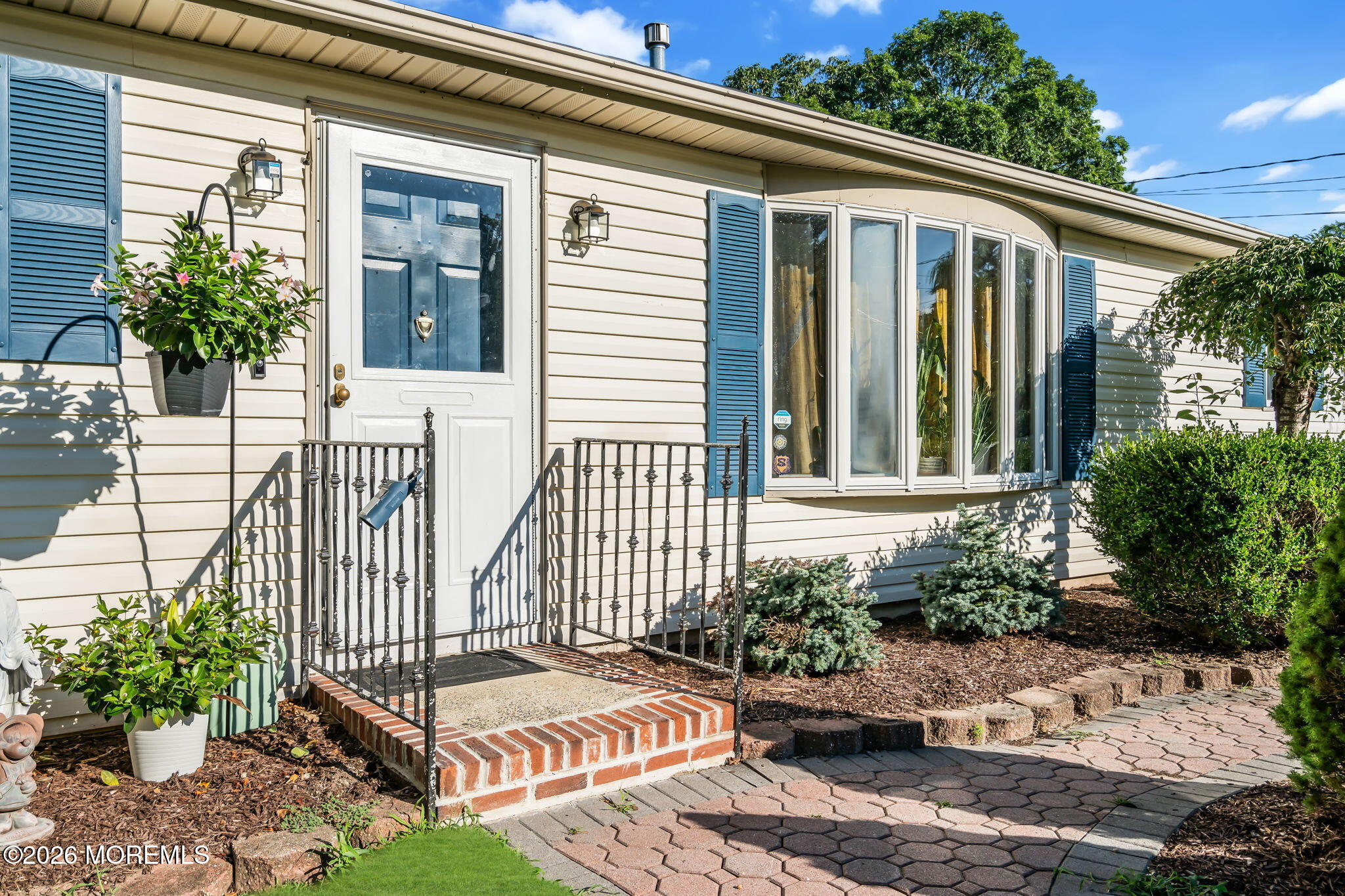 303 Constitution Drive