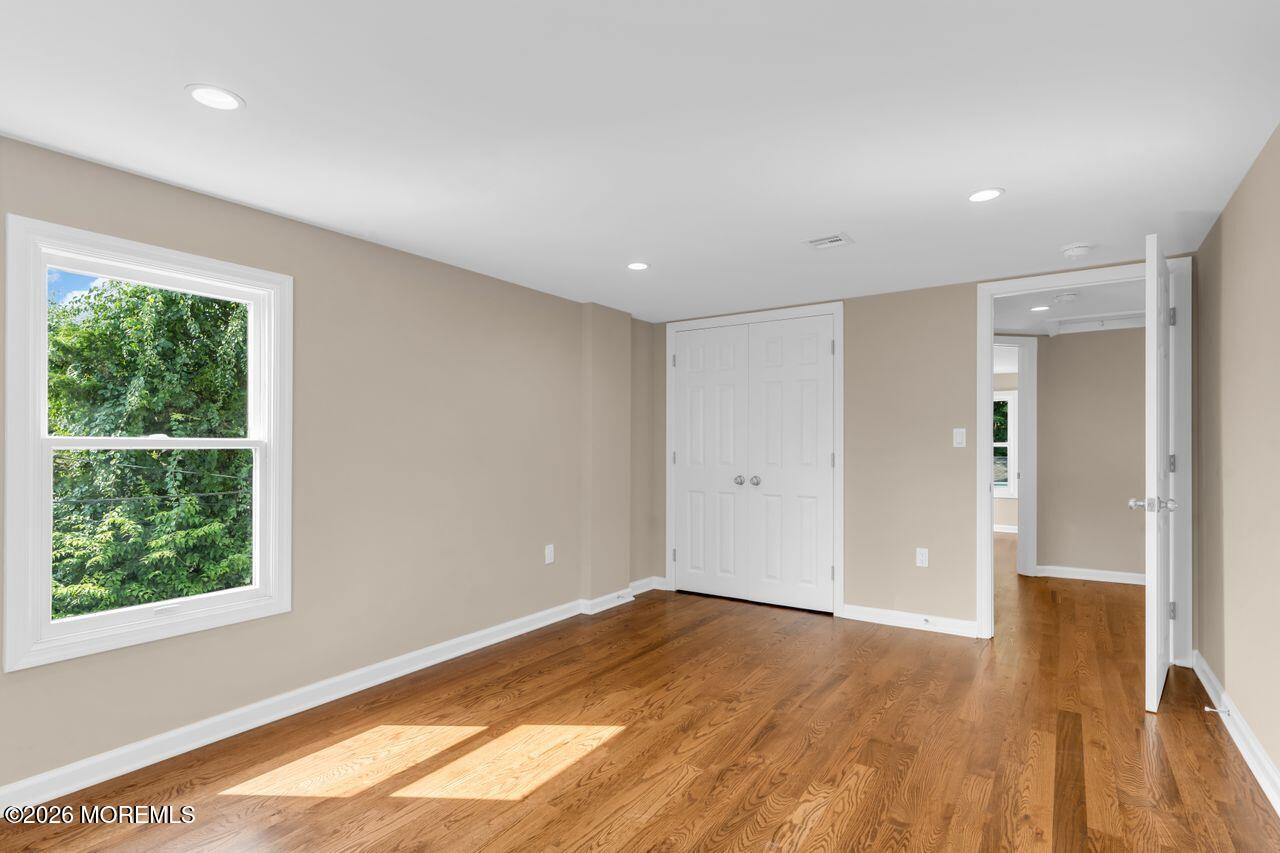 18 Maple Avenue