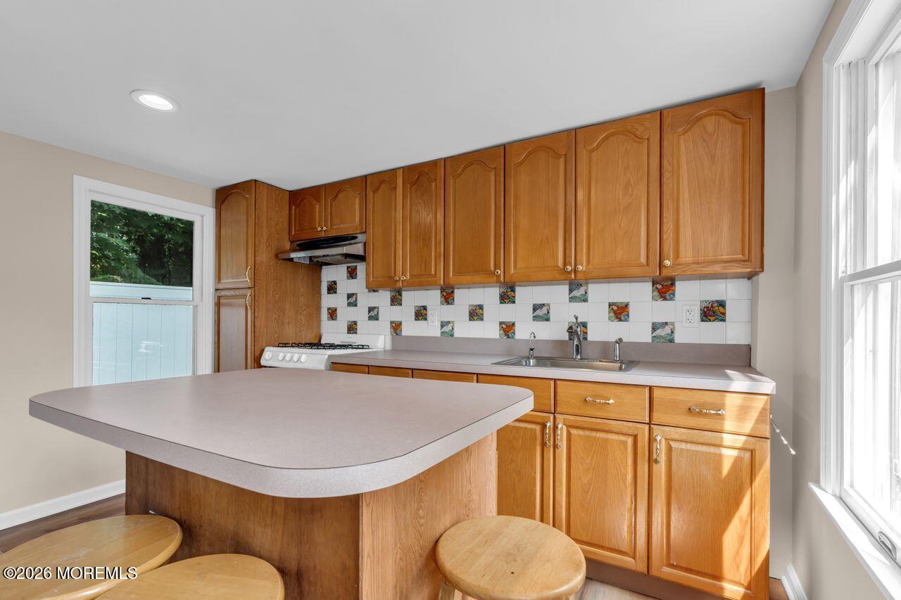 18 Maple Avenue