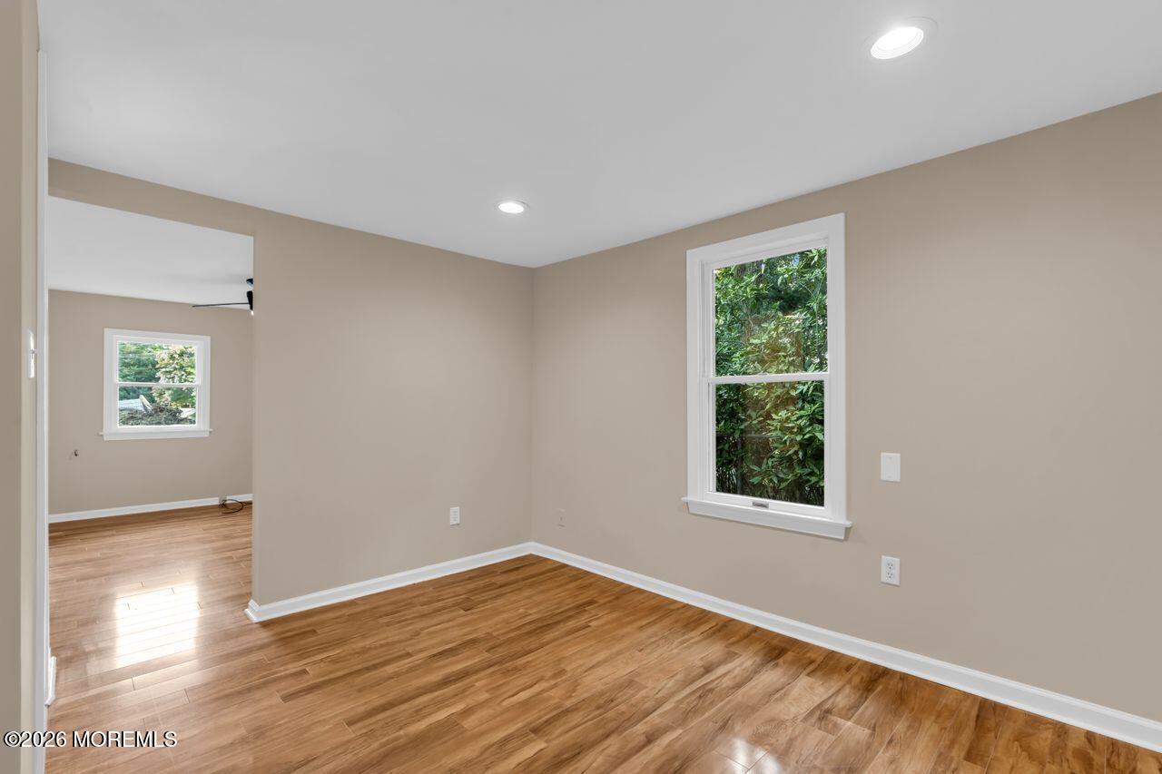 18 Maple Avenue