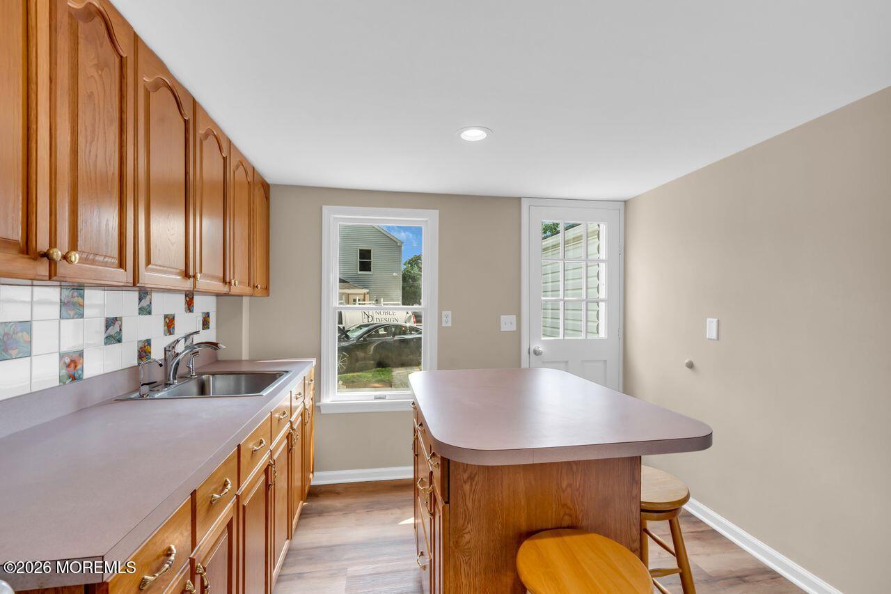 18 Maple Avenue