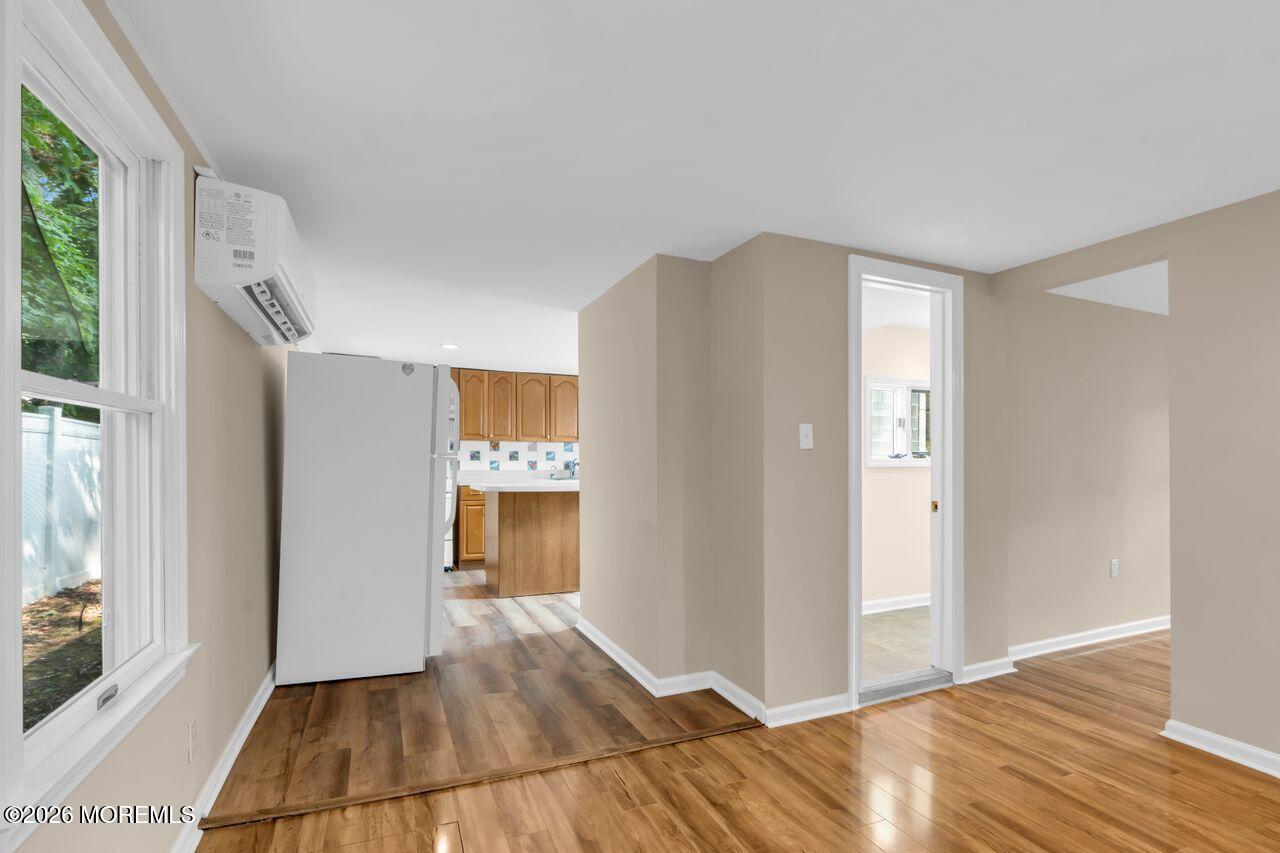 18 Maple Avenue