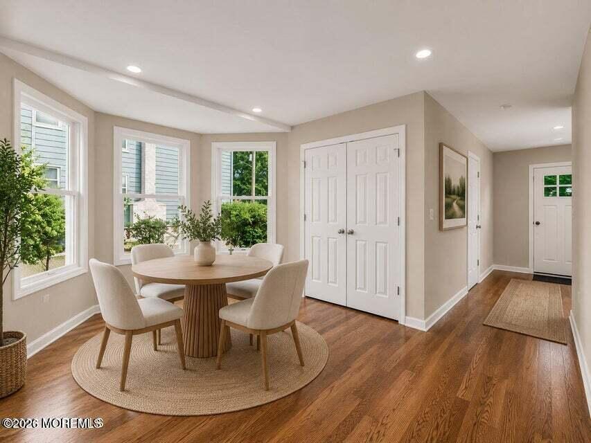 18 Maple Avenue
