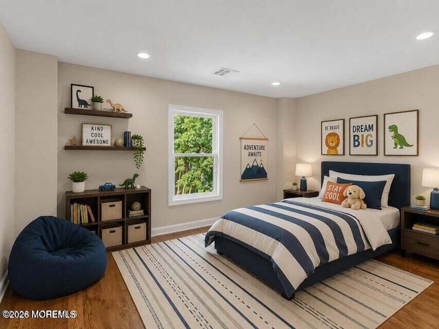 18 Maple Avenue