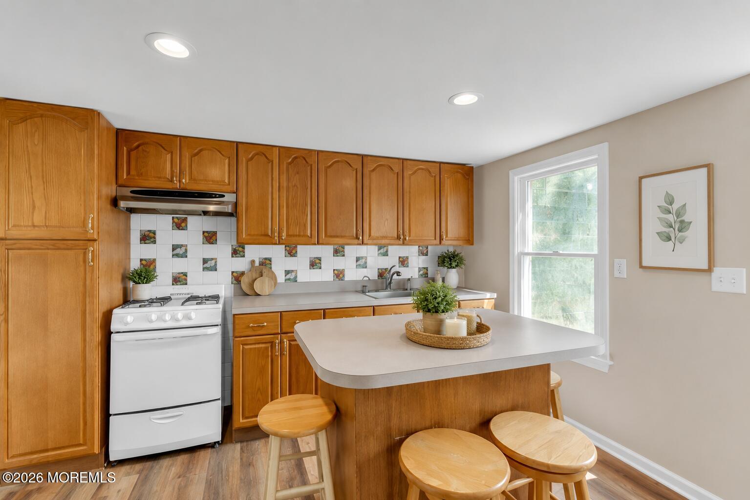 18 Maple Avenue B