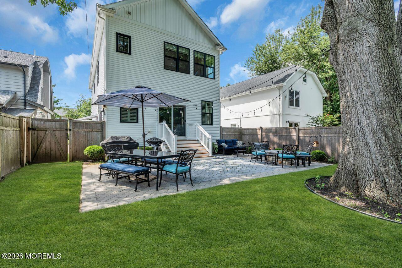 824 Drummond Avenue
