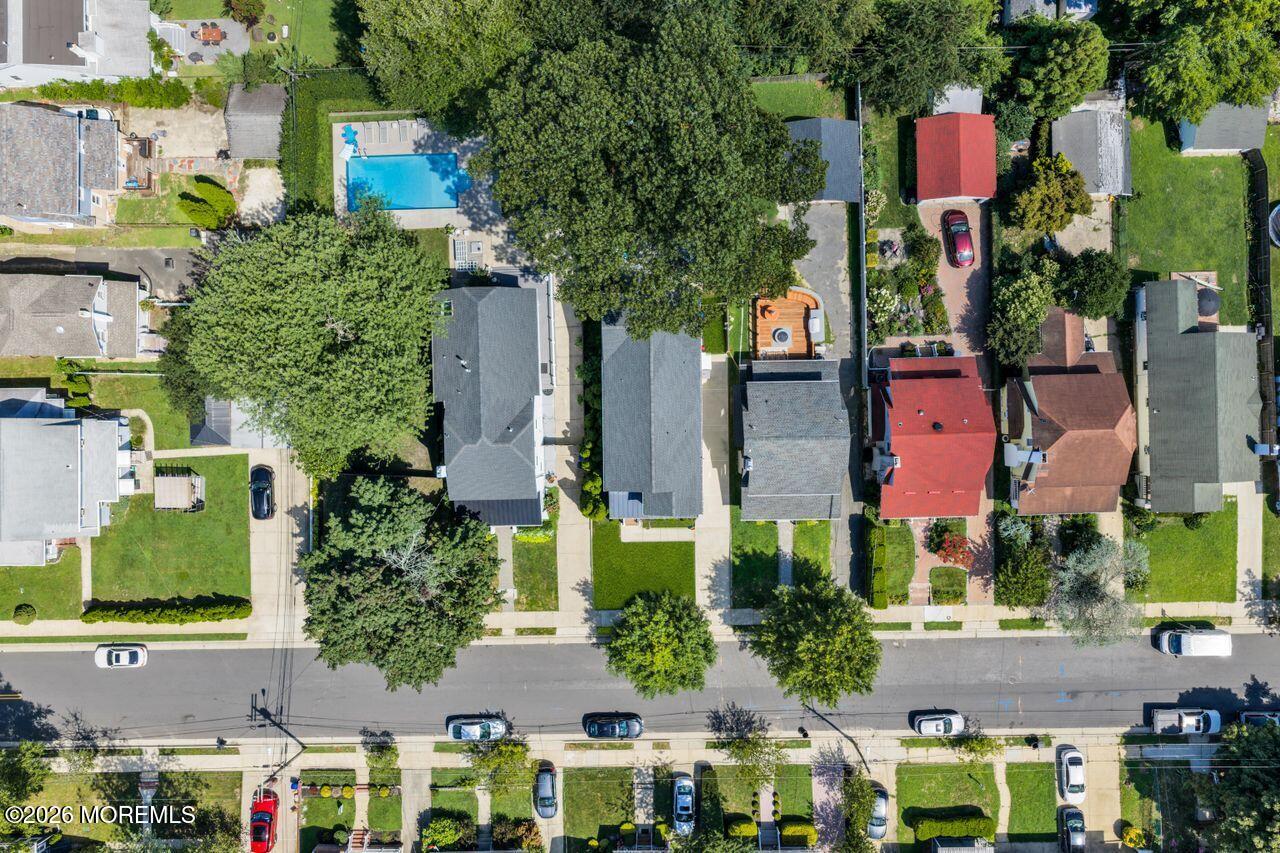 824 Drummond Avenue