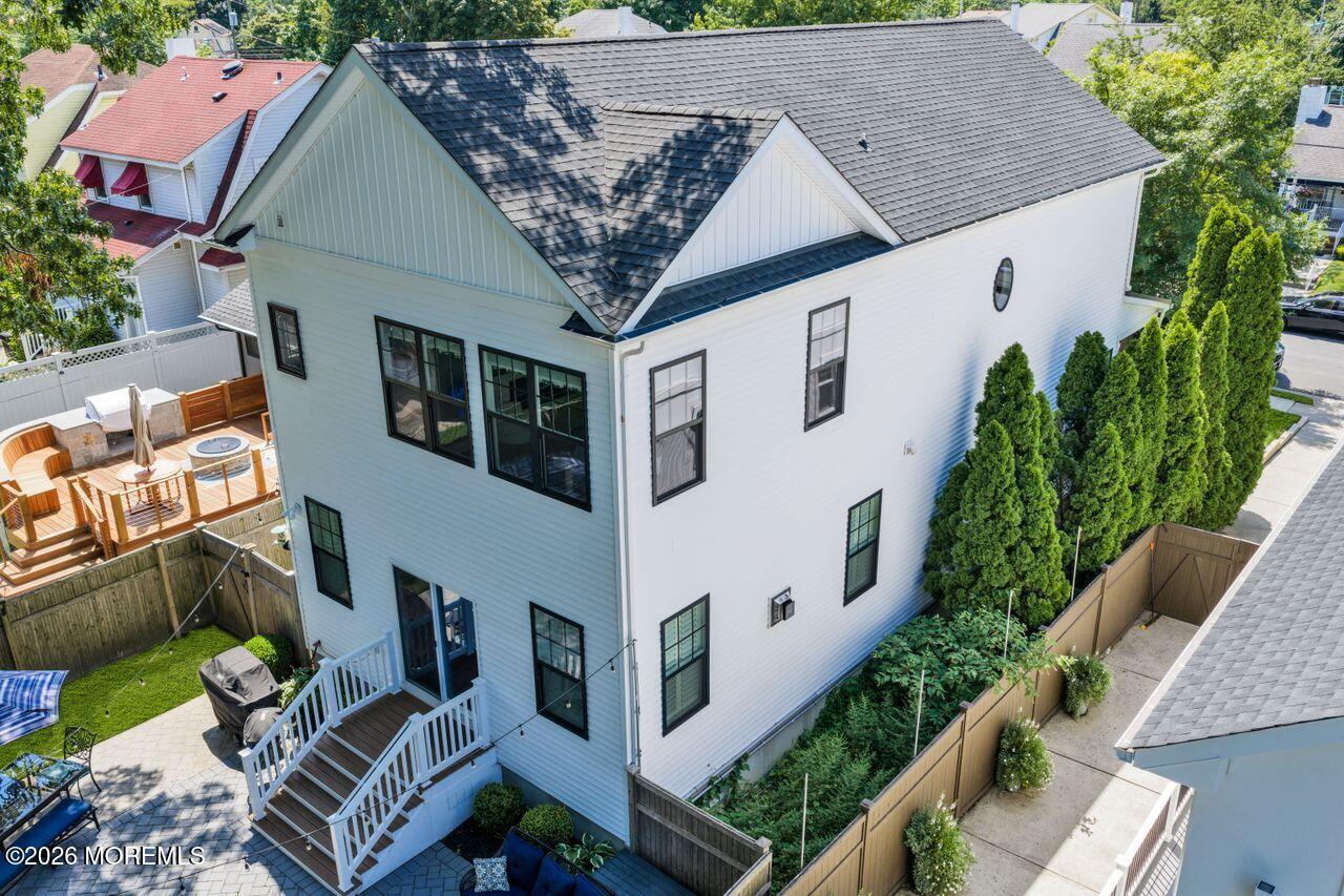 824 Drummond Avenue