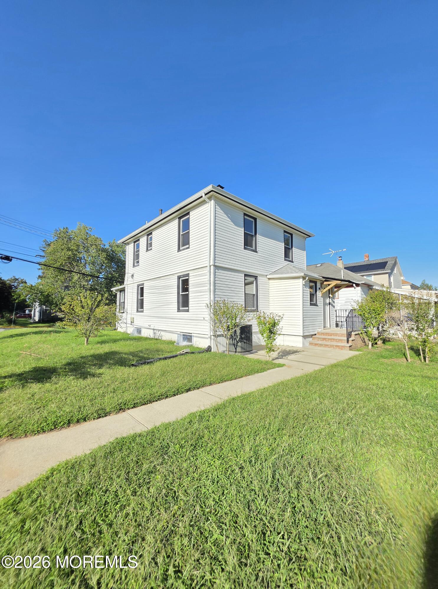 39 E Sunset Avenue