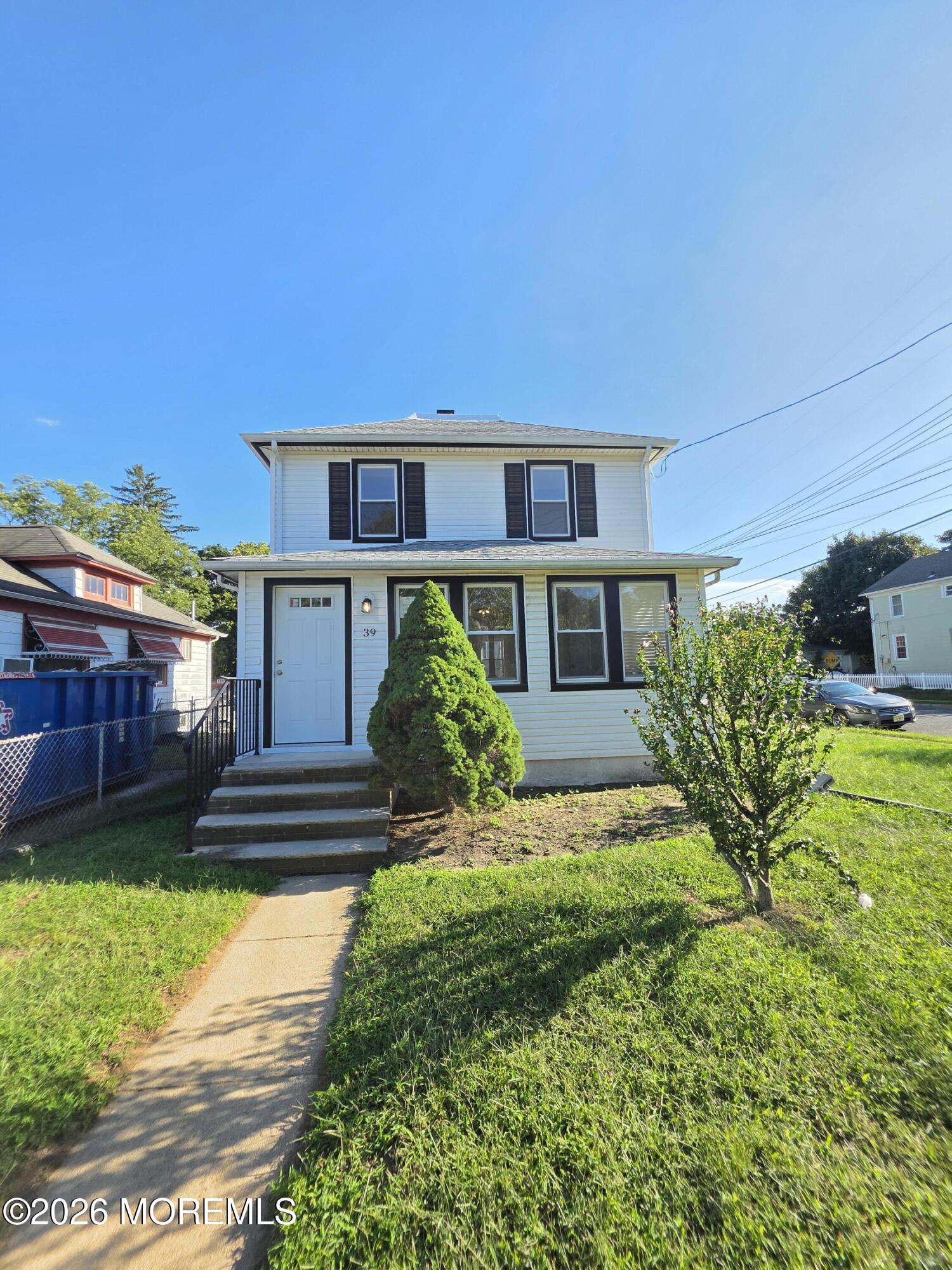 39 E Sunset Avenue