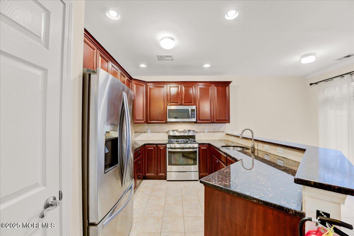 28 Santa Rosa Lane