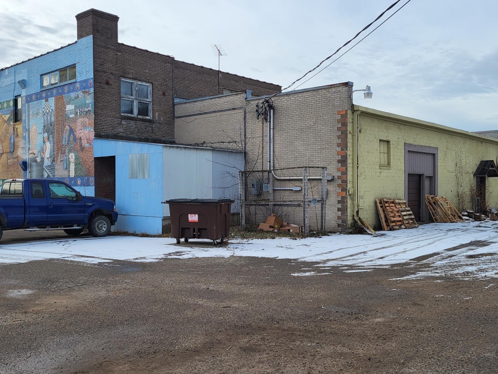 206 Minnesota Avenue W