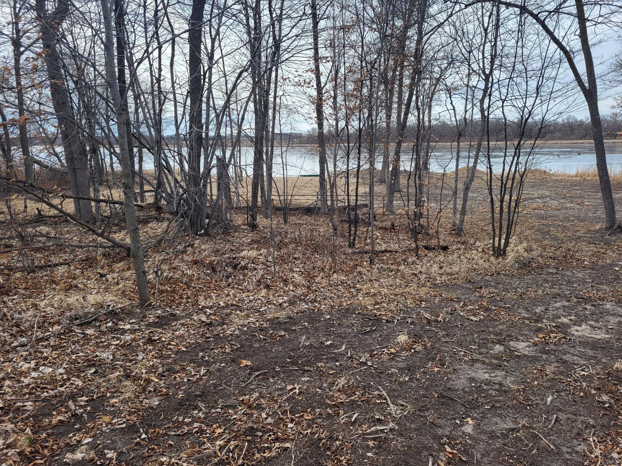 18.45 ac Long Lake Road