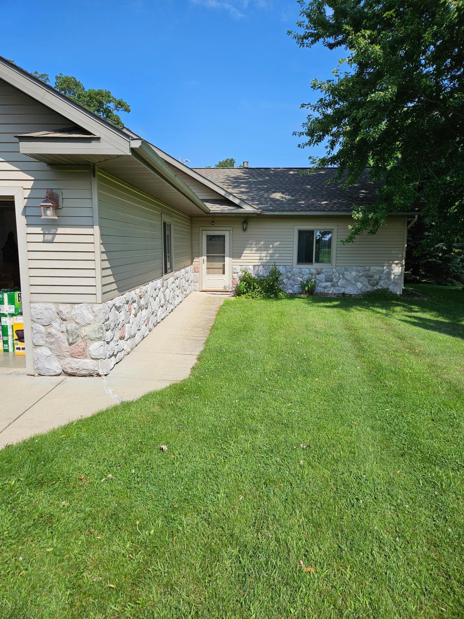 33885 Starridge Drive