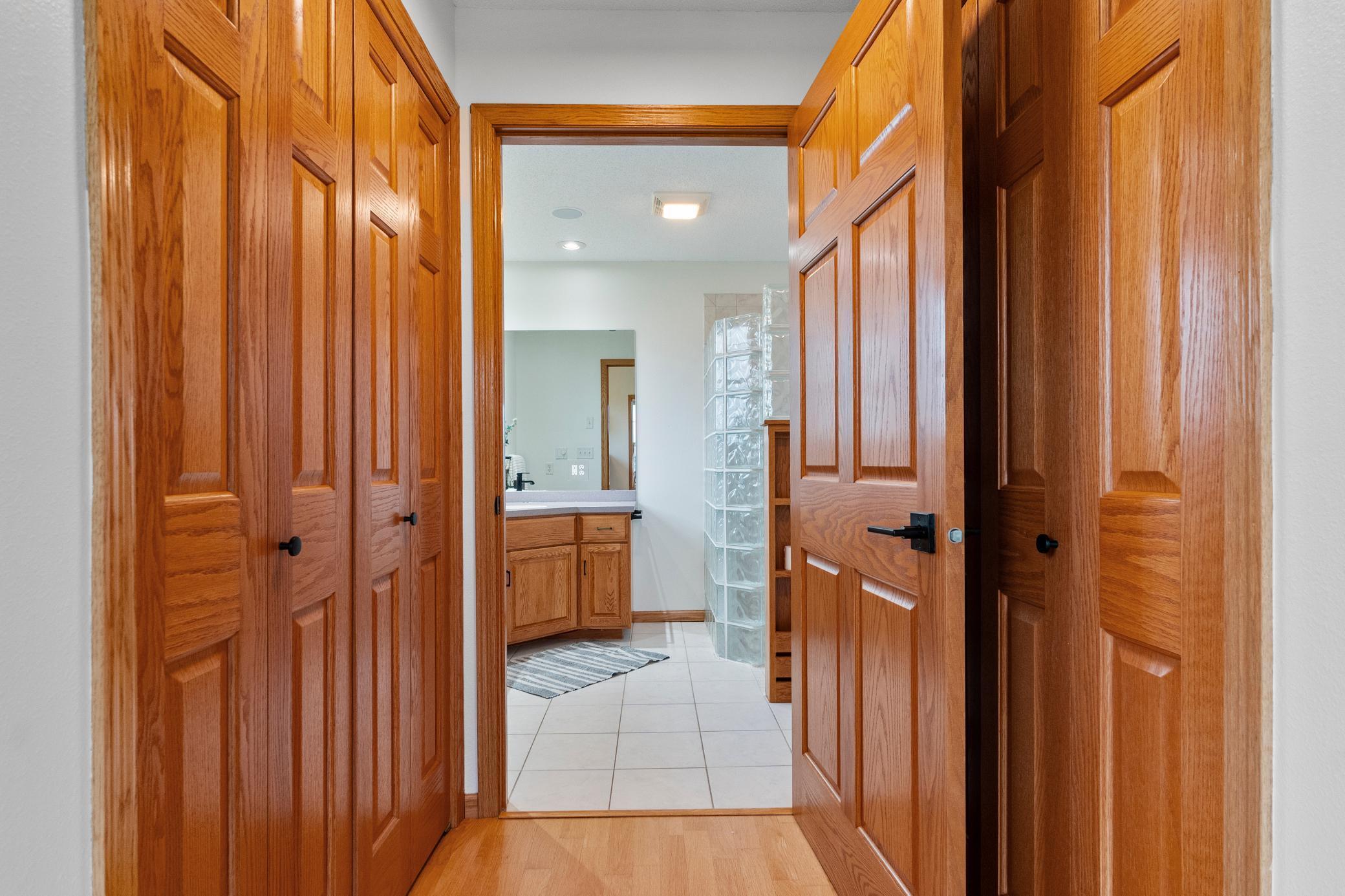 360 Karens Way NW