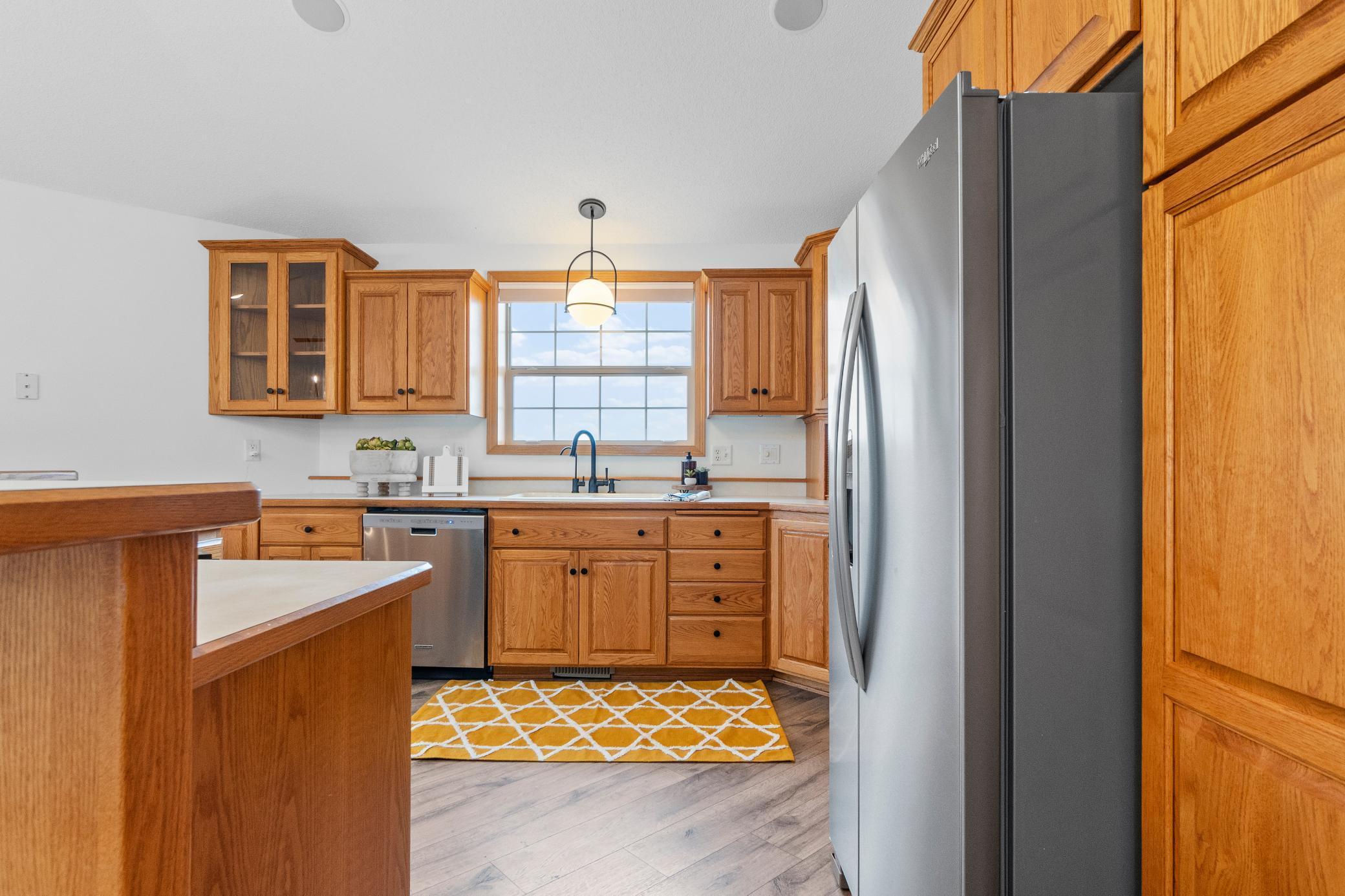 360 Karens Way NW