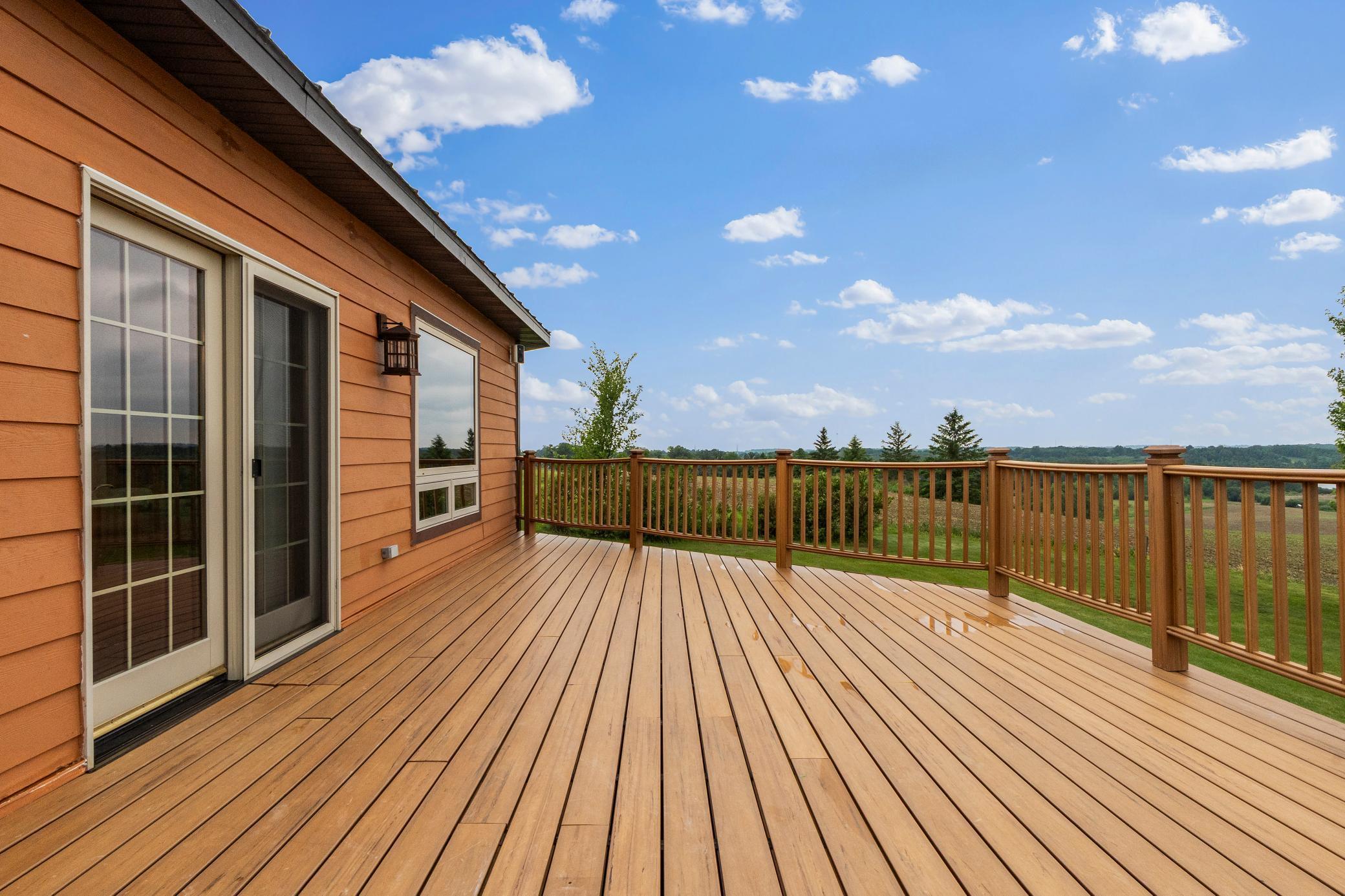 360 Karens Way NW