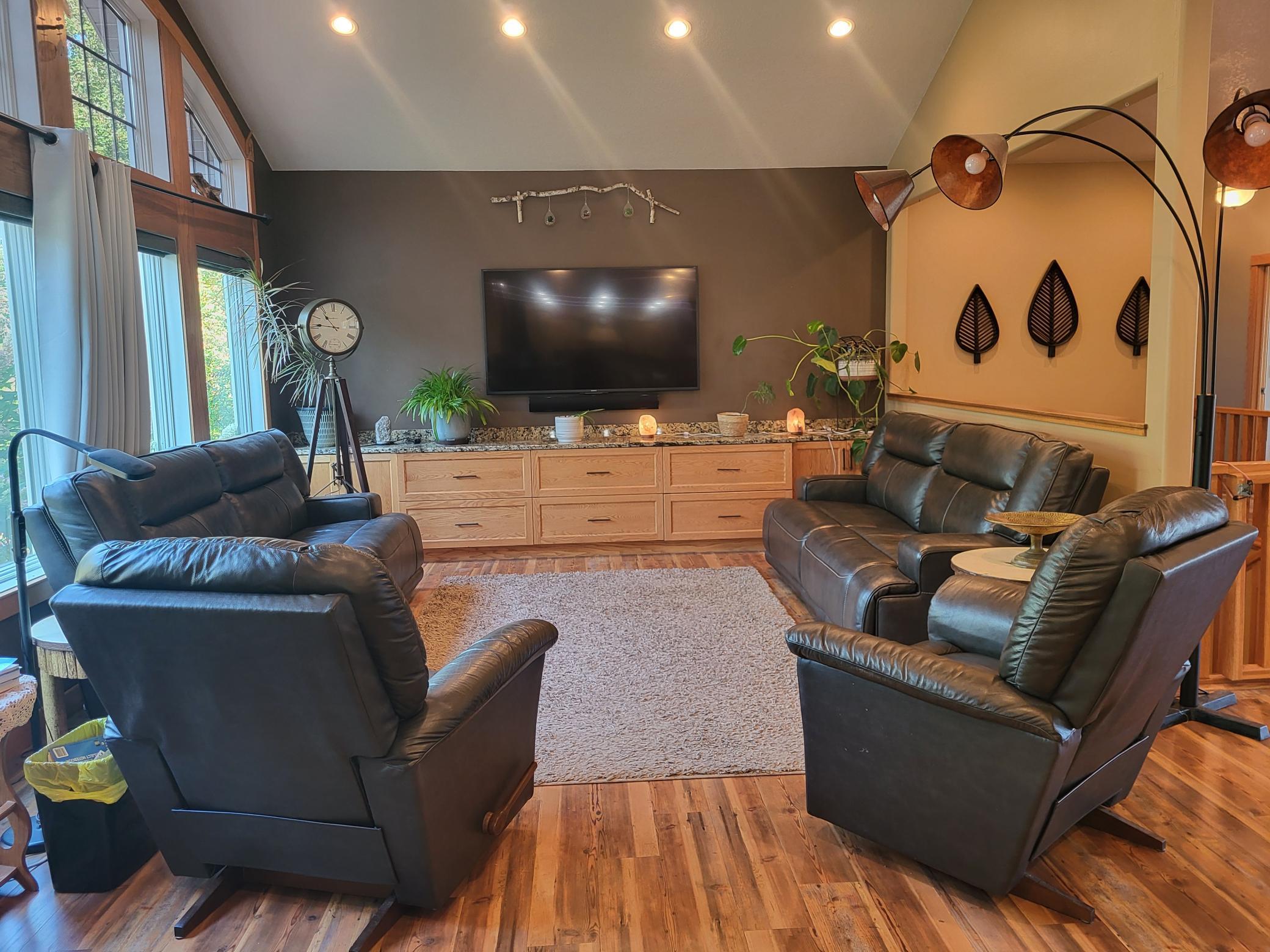 29216 Pleasant Lake Road