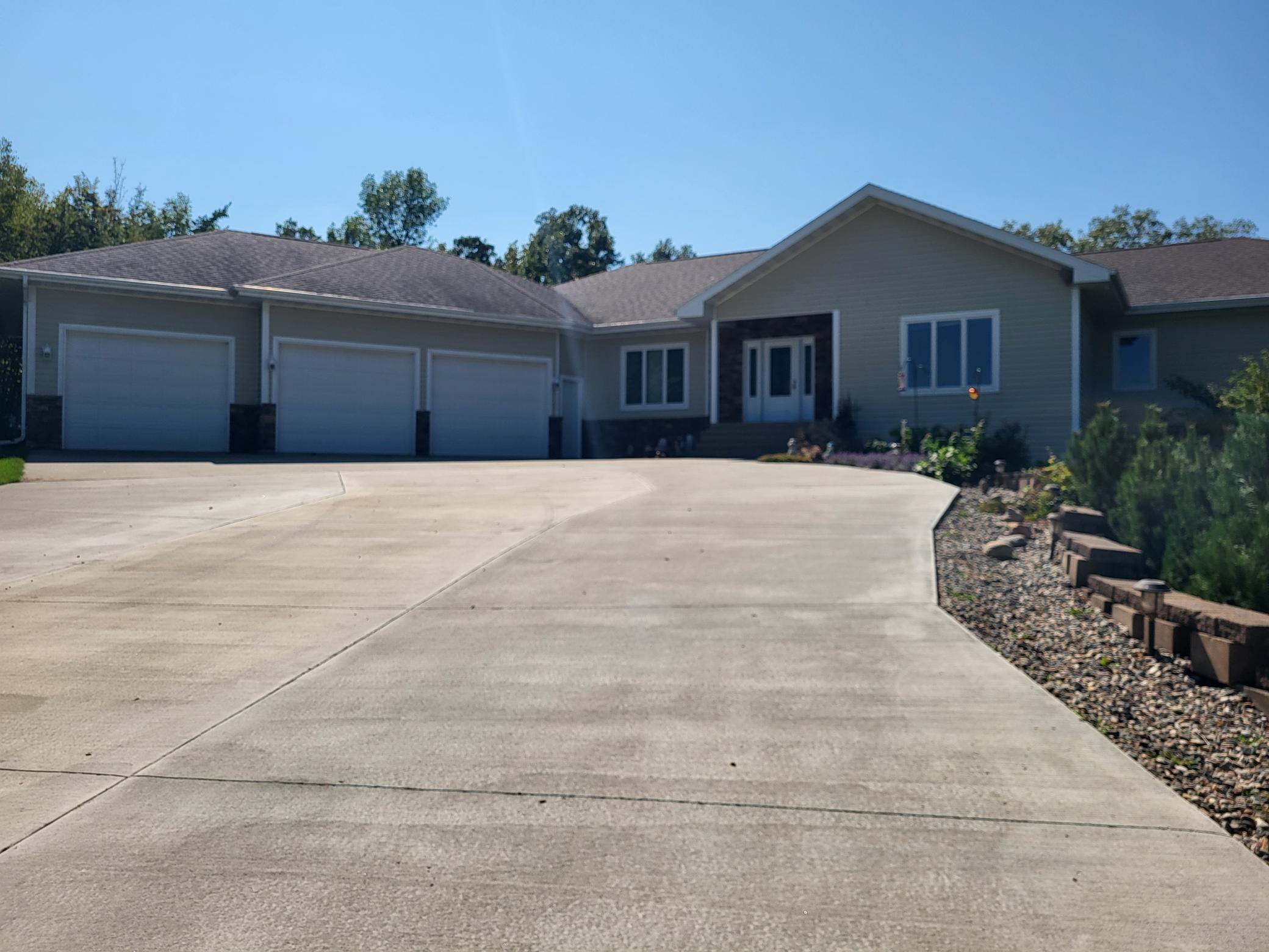 29216 Pleasant Lake Road