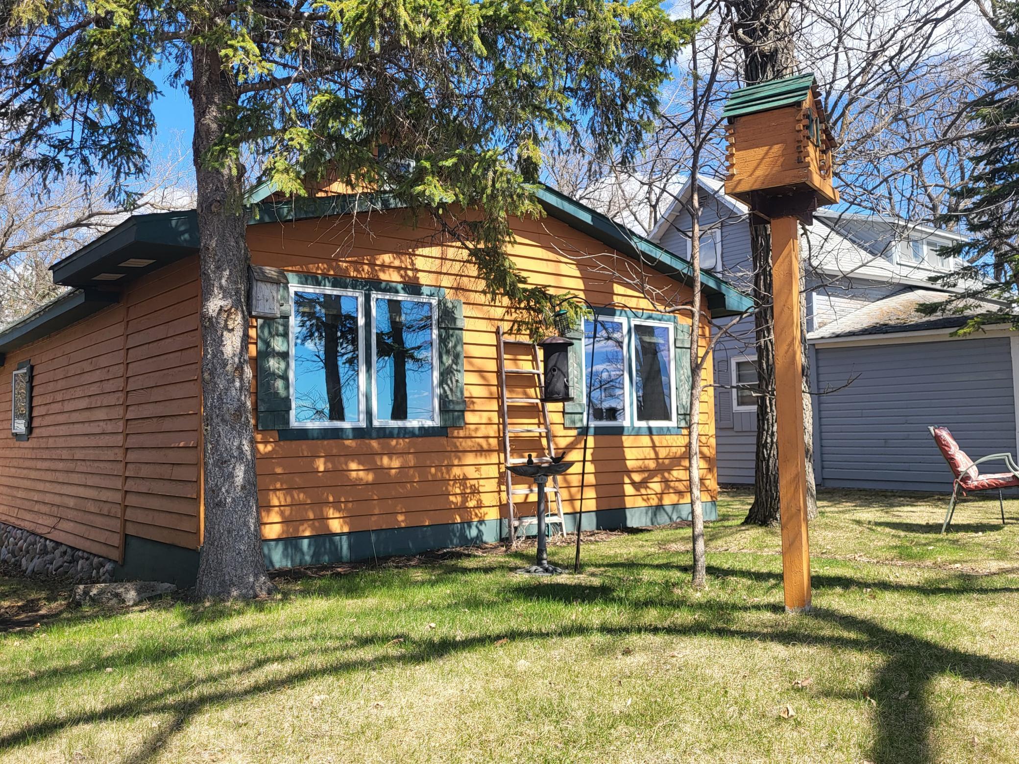 23979 Navajo Trail