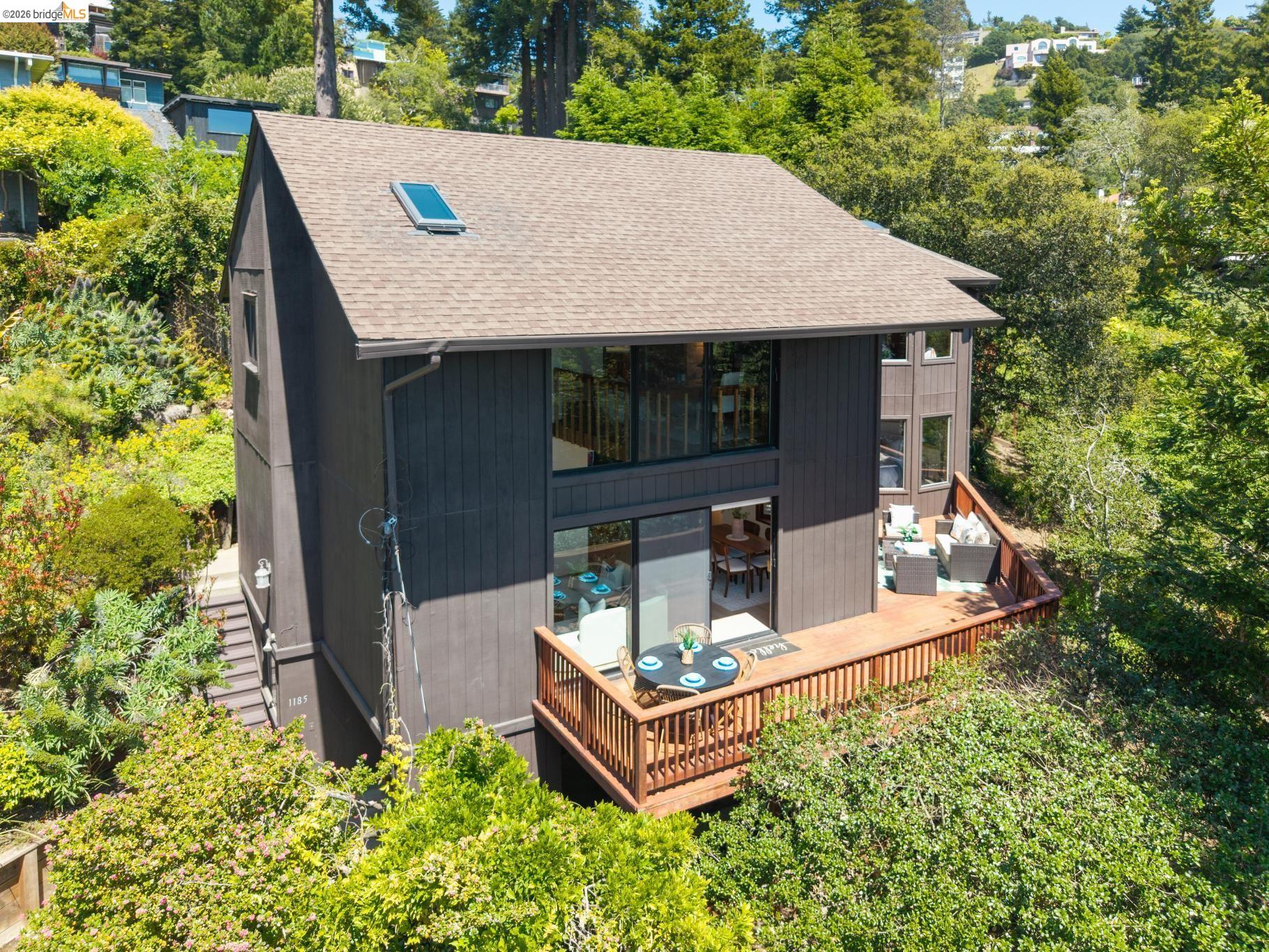 1185 Keeler Ave