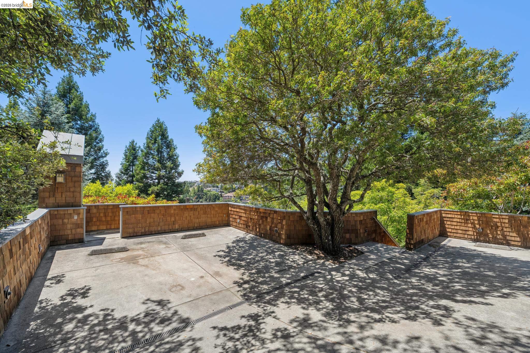 2223 Tunnel Rd