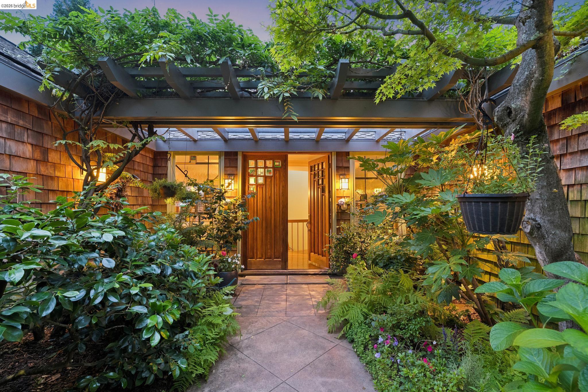 2223 Tunnel Rd