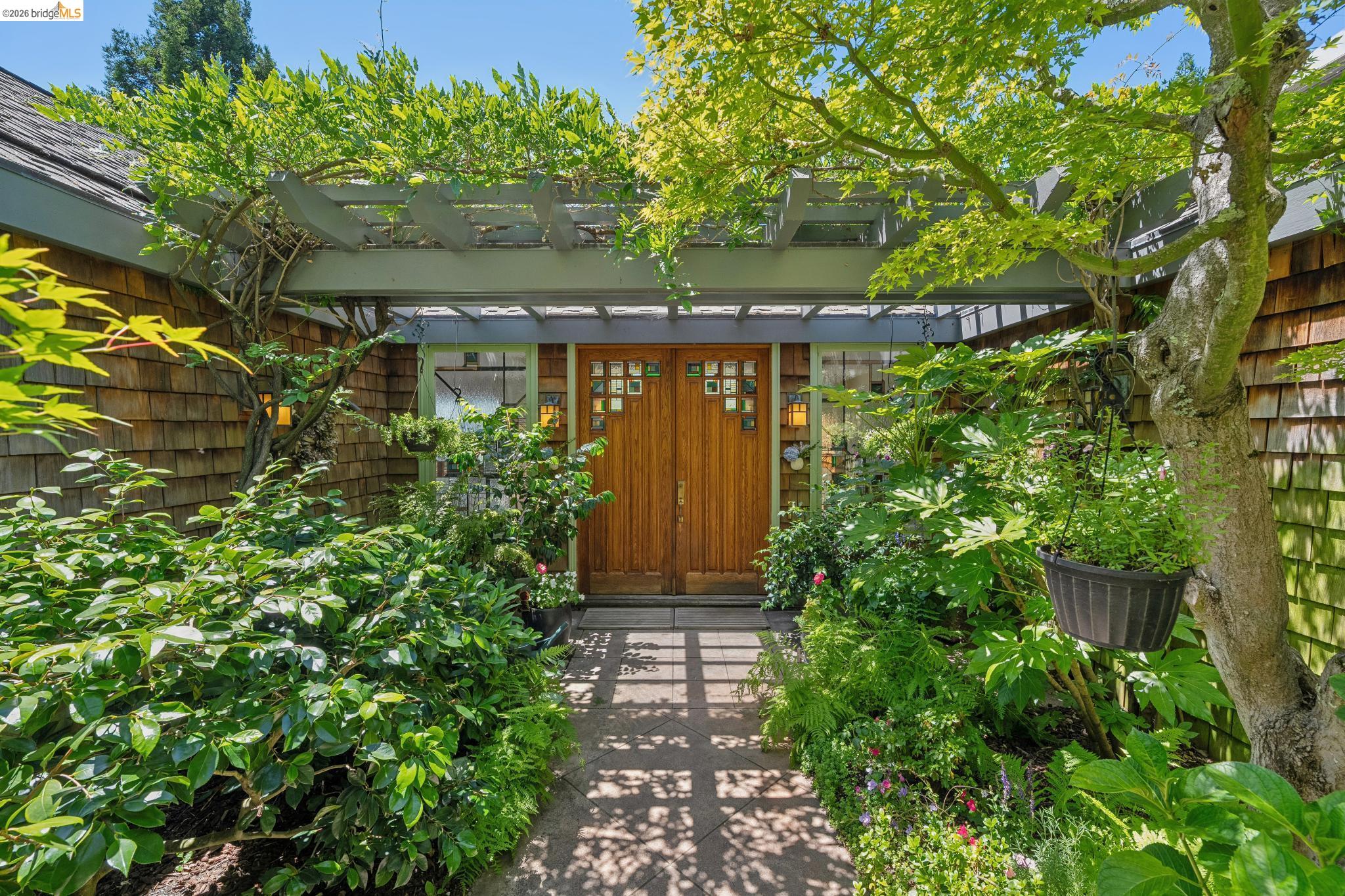 2223 Tunnel Rd